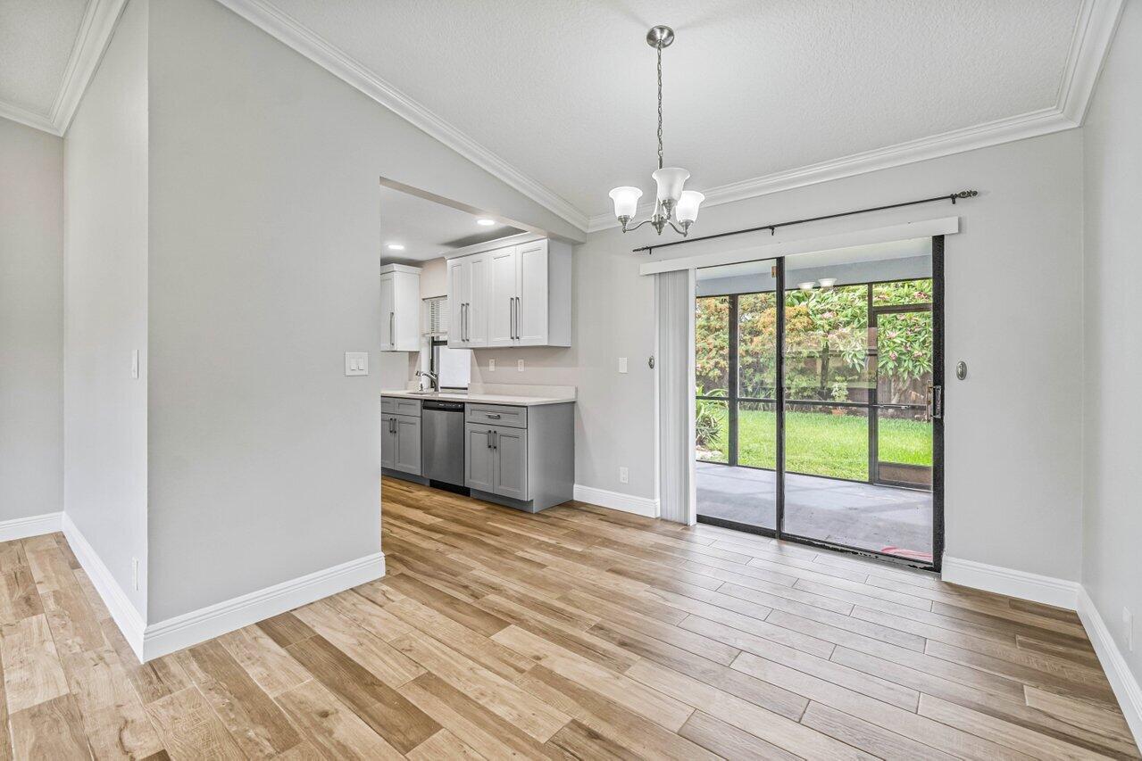 SUGAR POND MANOR OF WELLINGTON - Residential Lease