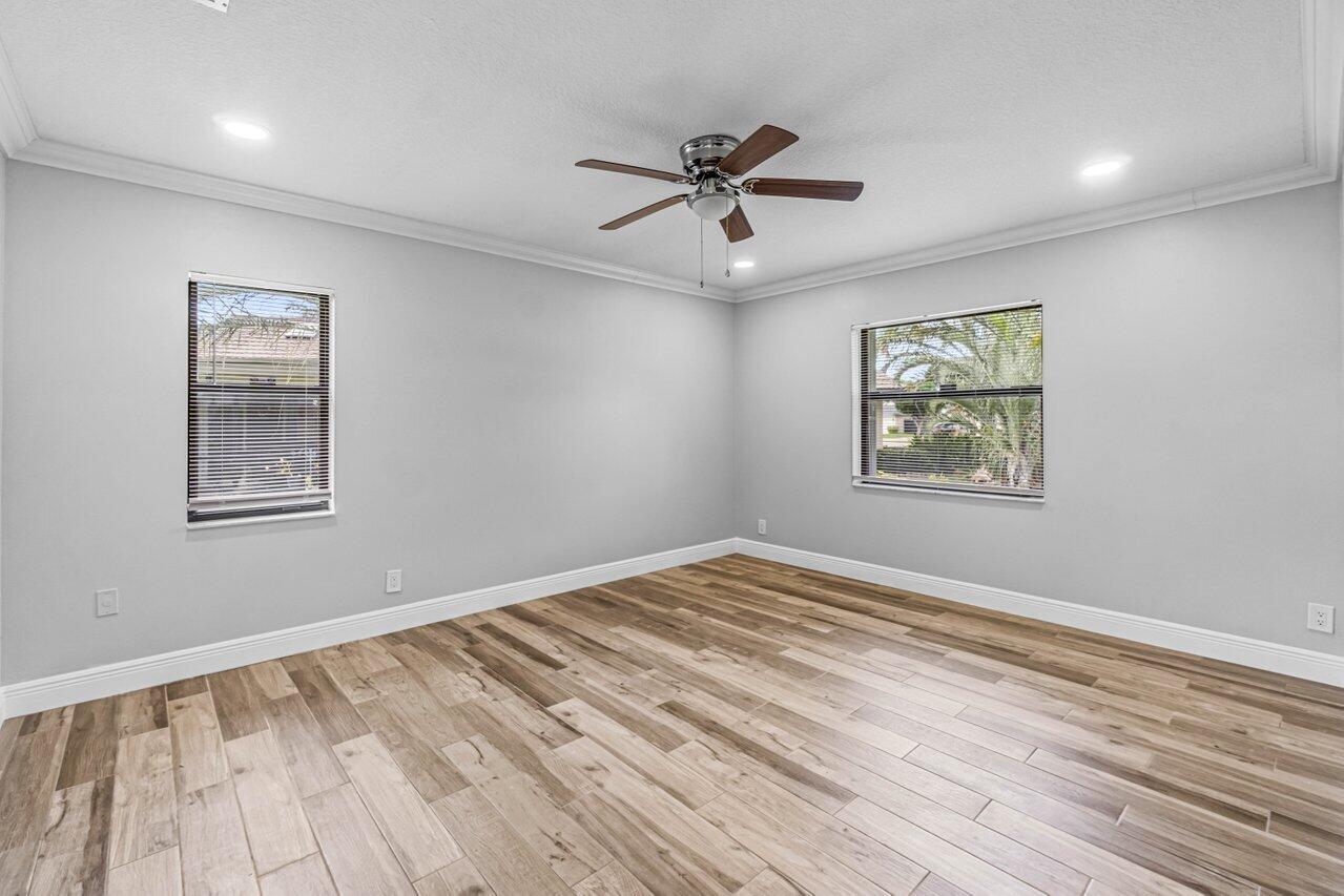 SUGAR POND MANOR OF WELLINGTON - Residential Lease