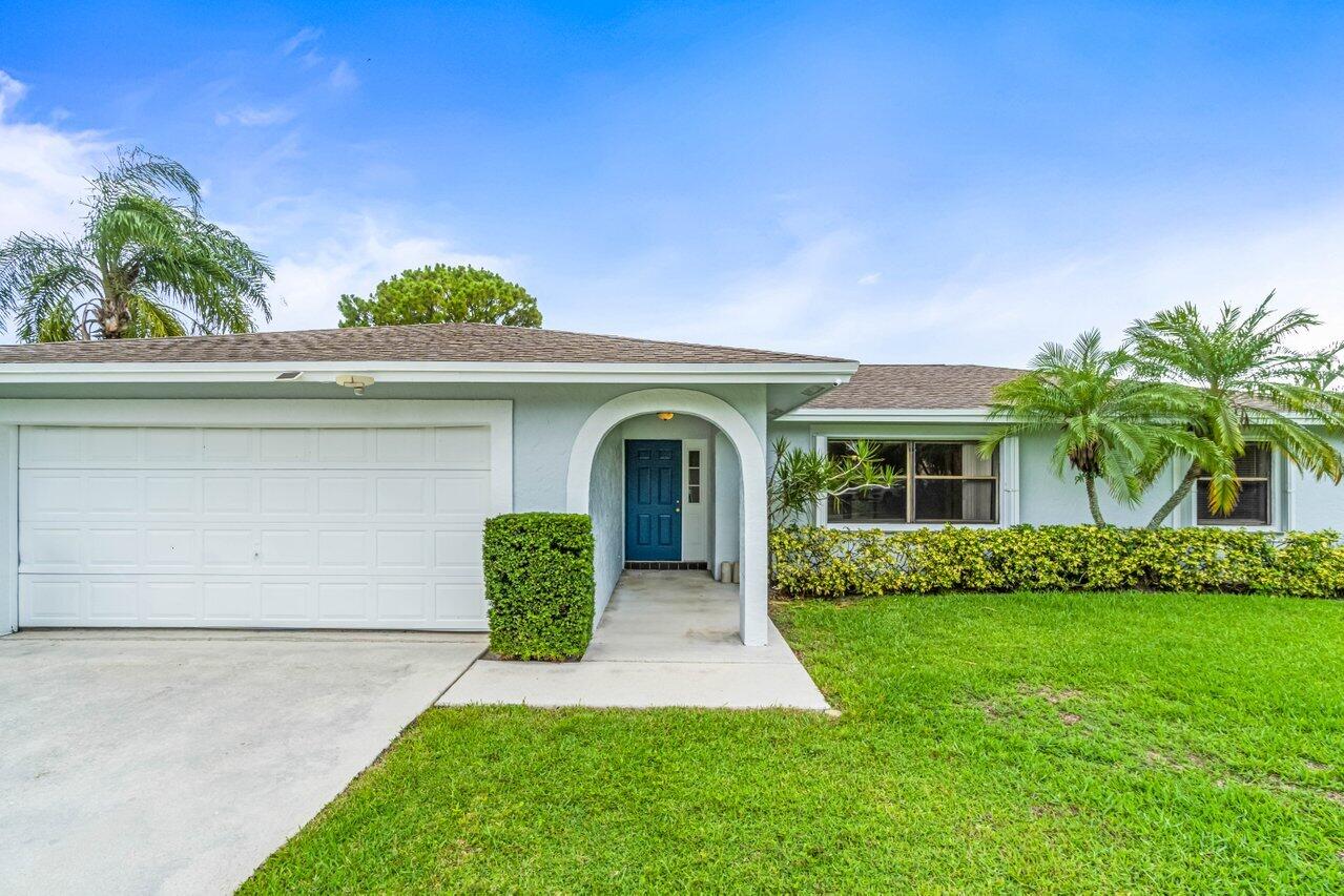 SUGAR POND MANOR OF WELLINGTON - Residential Lease