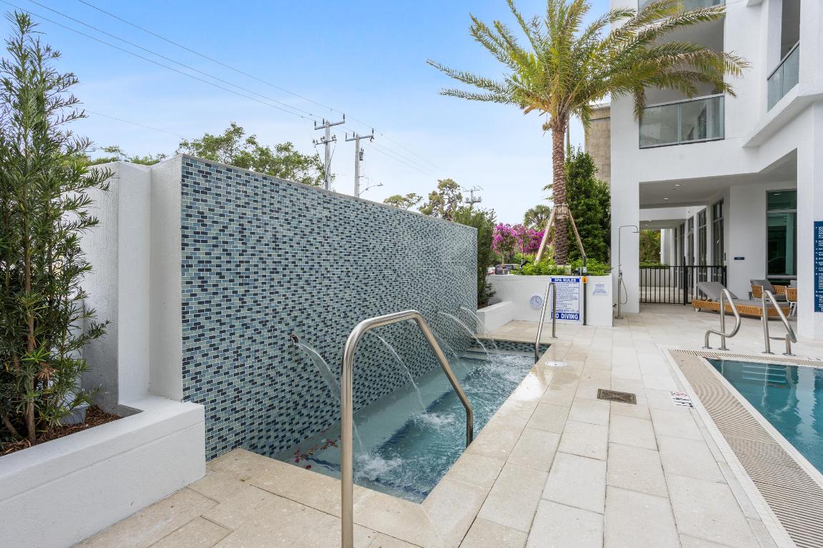ROYAL PALM RESIDENCES CONDO - Residential