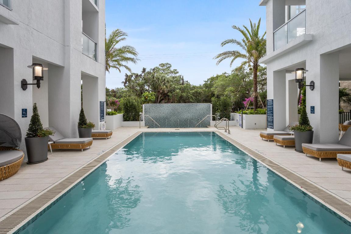 ROYAL PALM RESIDENCES CONDO - Residential