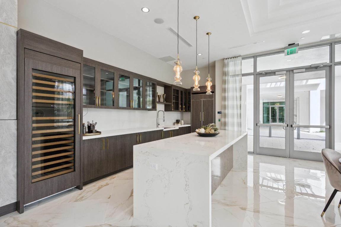 ROYAL PALM RESIDENCES CONDO - Residential