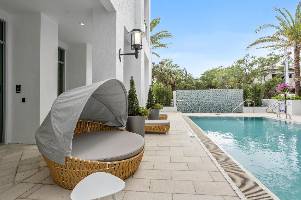 ROYAL PALM RESIDENCES CONDO - Residential