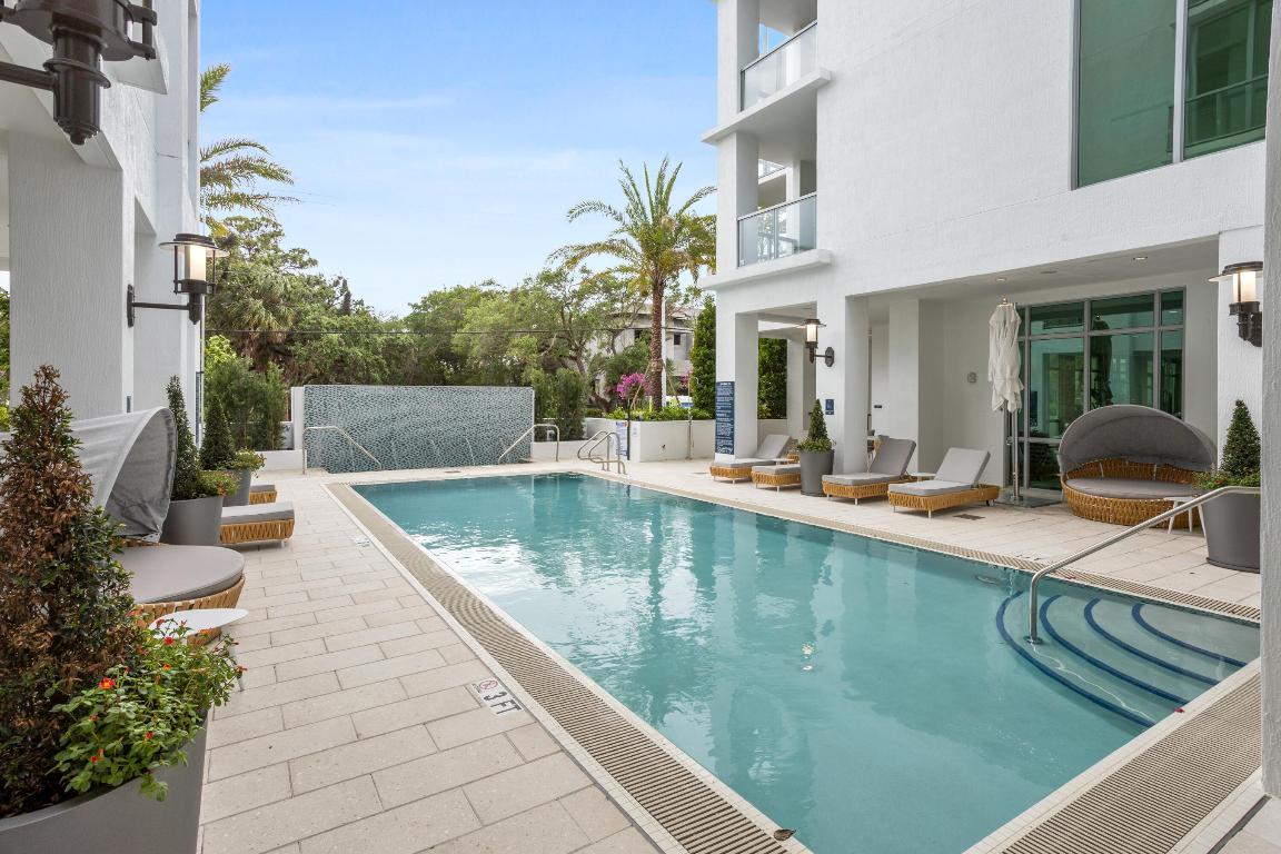 ROYAL PALM RESIDENCES CONDO - Residential