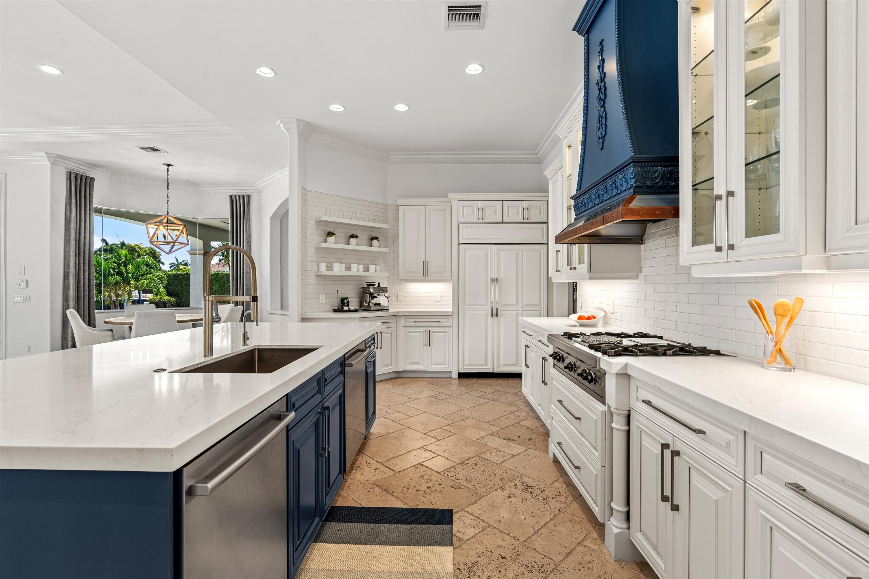 LIGHTHOUSE POINT 6TH SEC - Residential