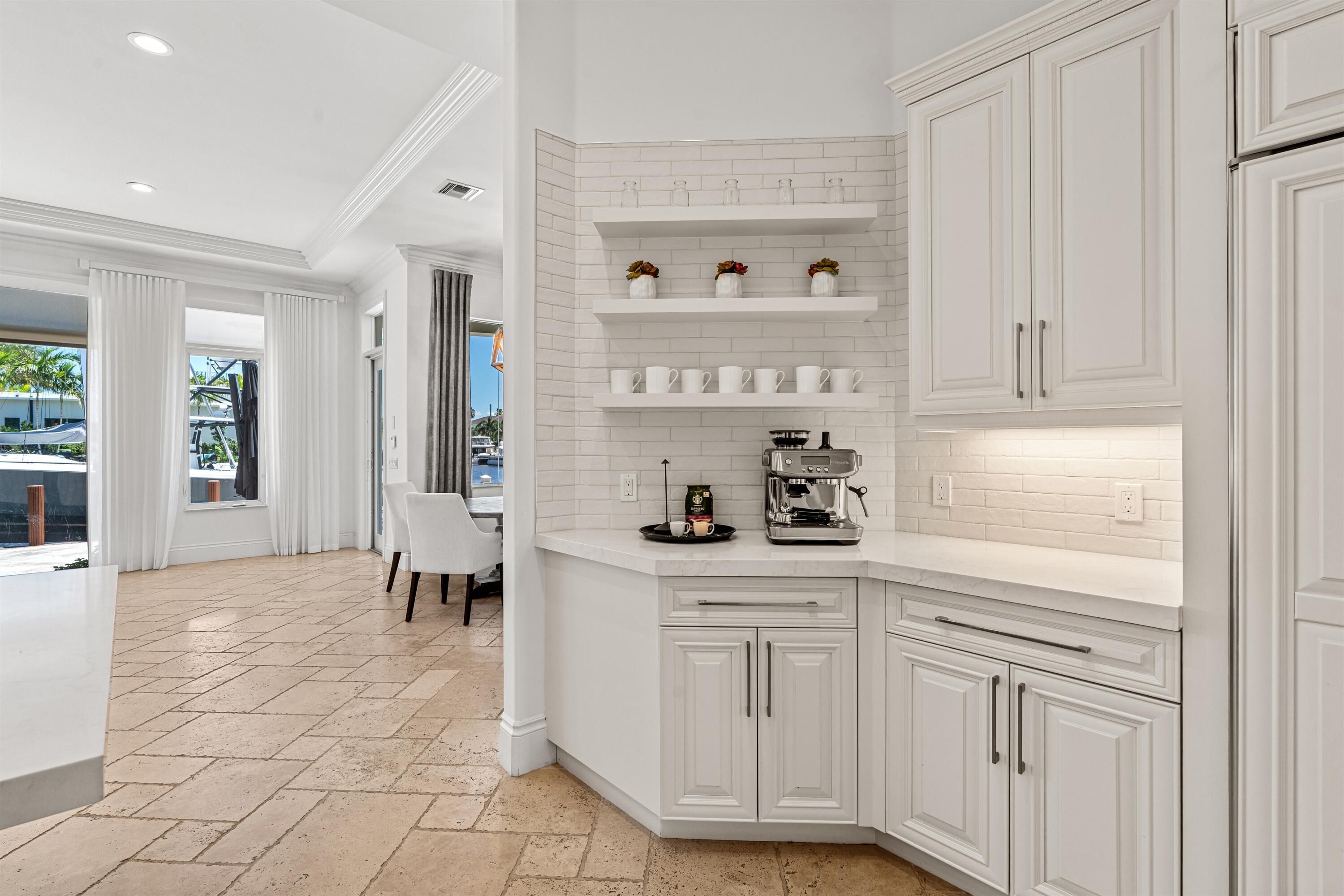 LIGHTHOUSE POINT 6TH SEC - Residential