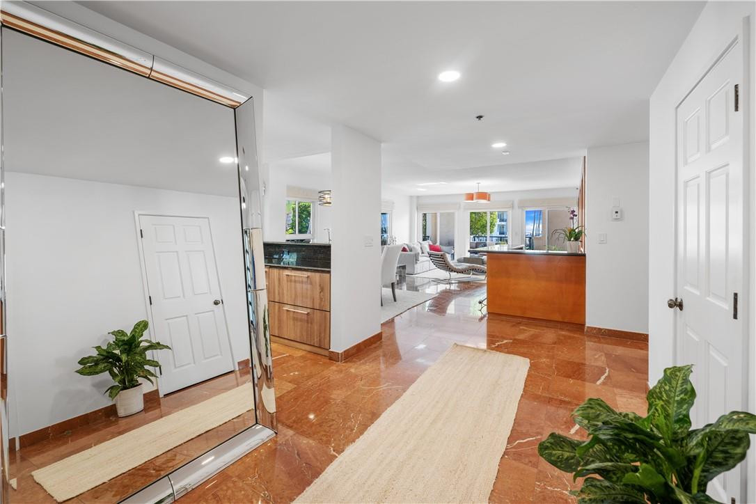 BAYSIDE VILLAGE - Residential