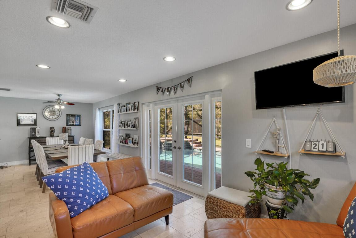 CYPRESS WOODS 1 - Residential
