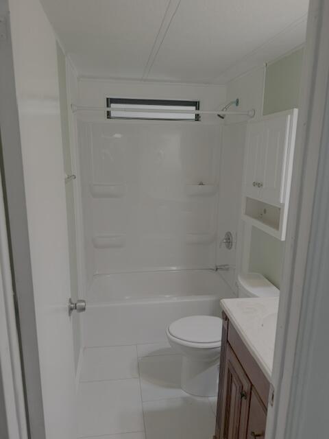 ST LUCIE FALLS (AKA RIVER FOREST) - Residential Lease