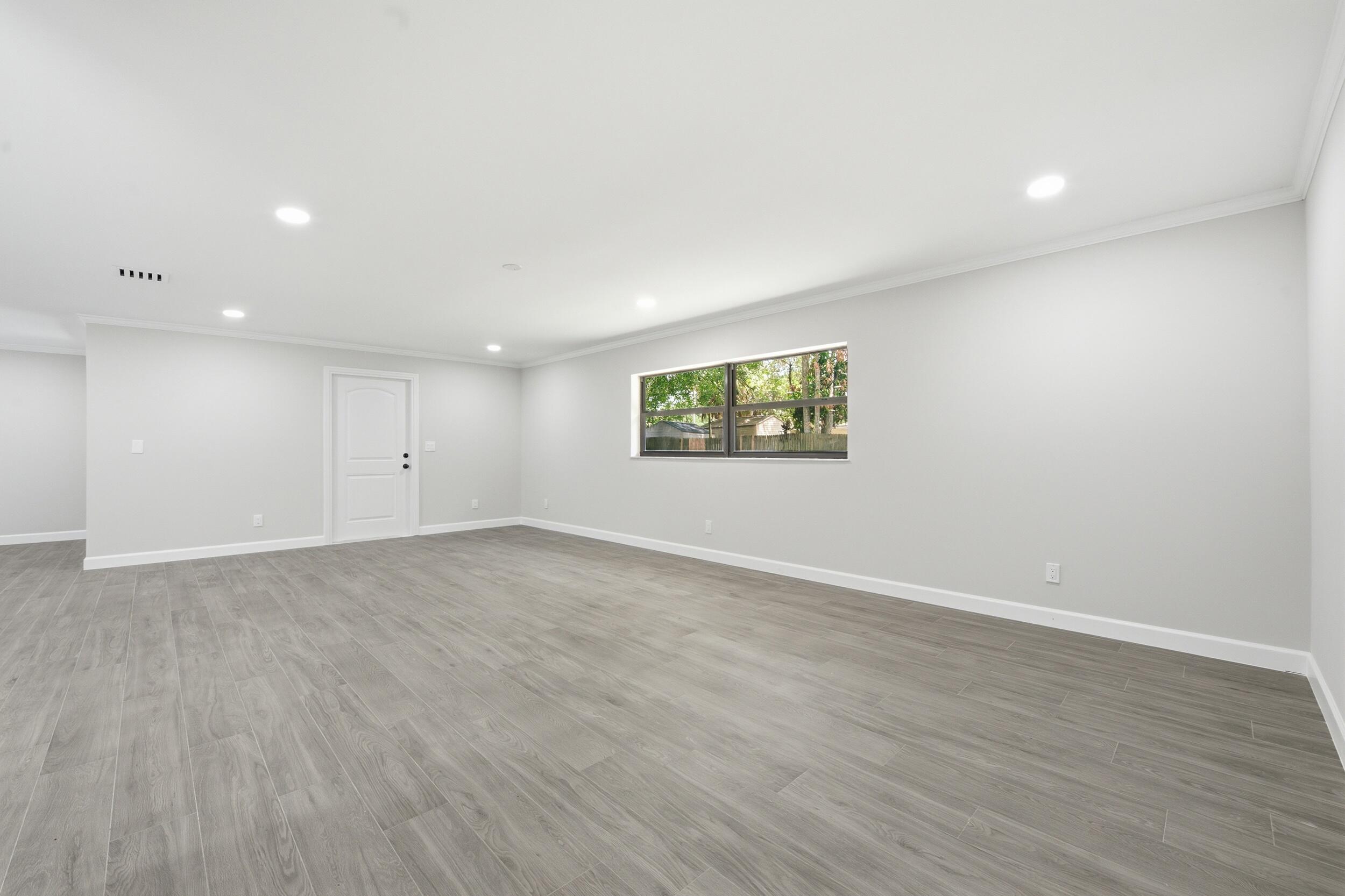 COUNTRY CLUB ESTATES SUBDIVISION - Residential