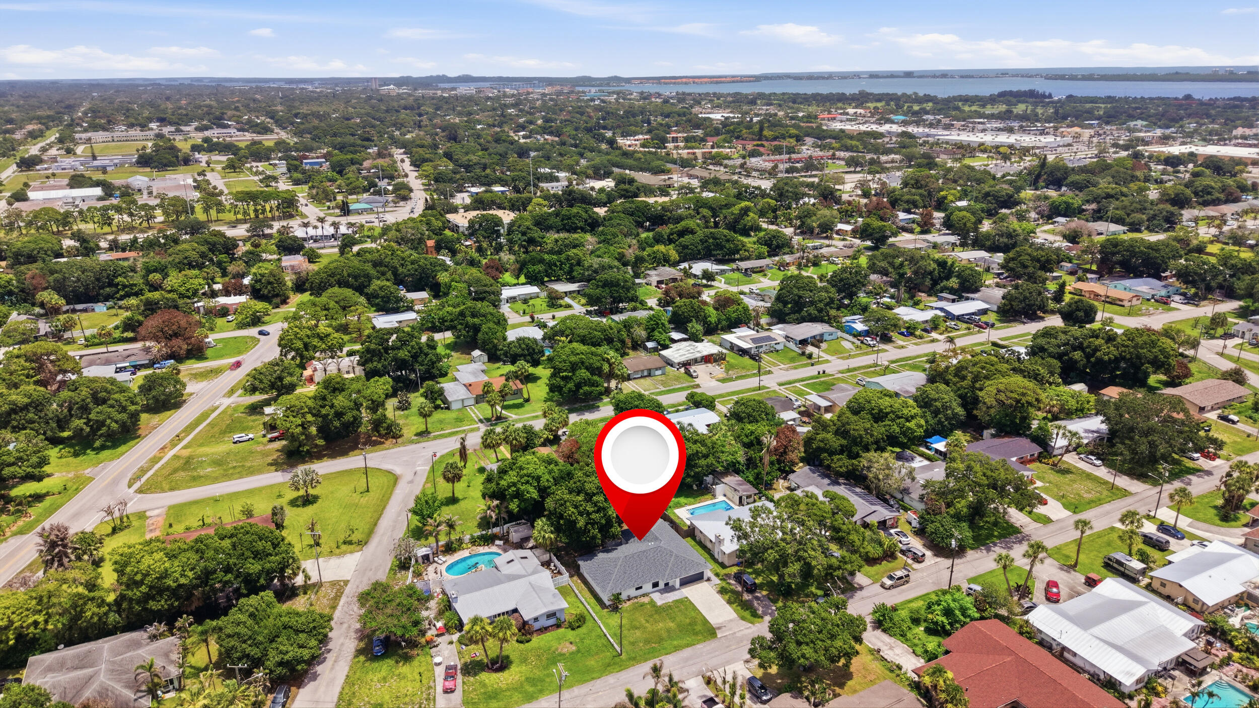 COUNTRY CLUB ESTATES SUBDIVISION - Residential