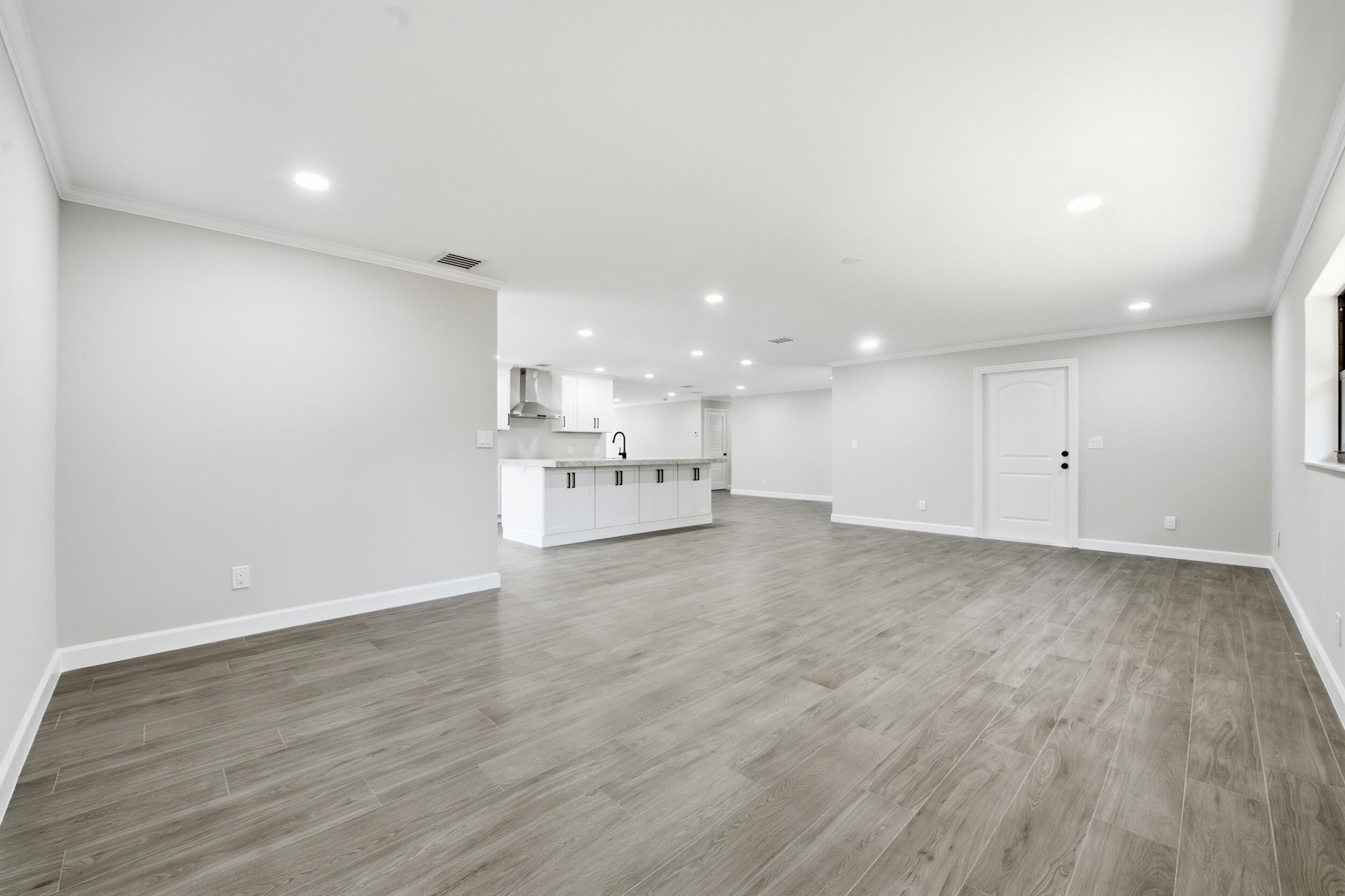COUNTRY CLUB ESTATES SUBDIVISION - Residential