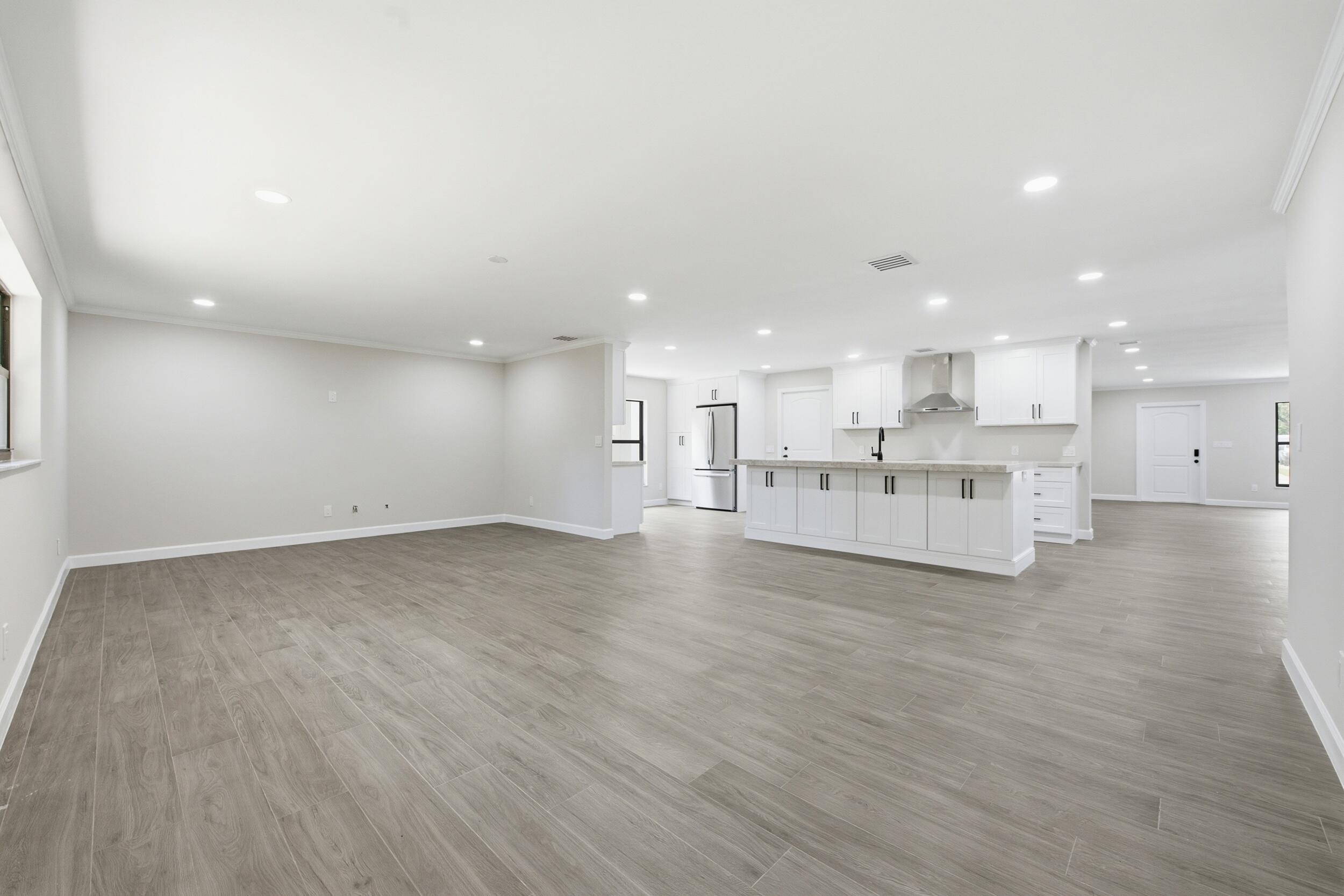 COUNTRY CLUB ESTATES SUBDIVISION - Residential