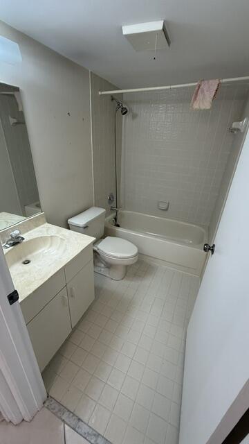 CYPRESS BEND CONDOMINIUM VII - Residential