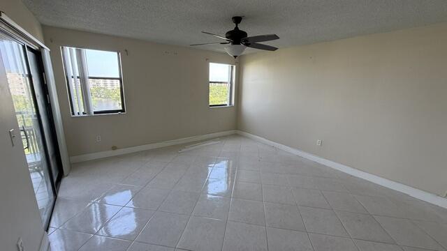 CYPRESS BEND CONDOMINIUM VII - Residential
