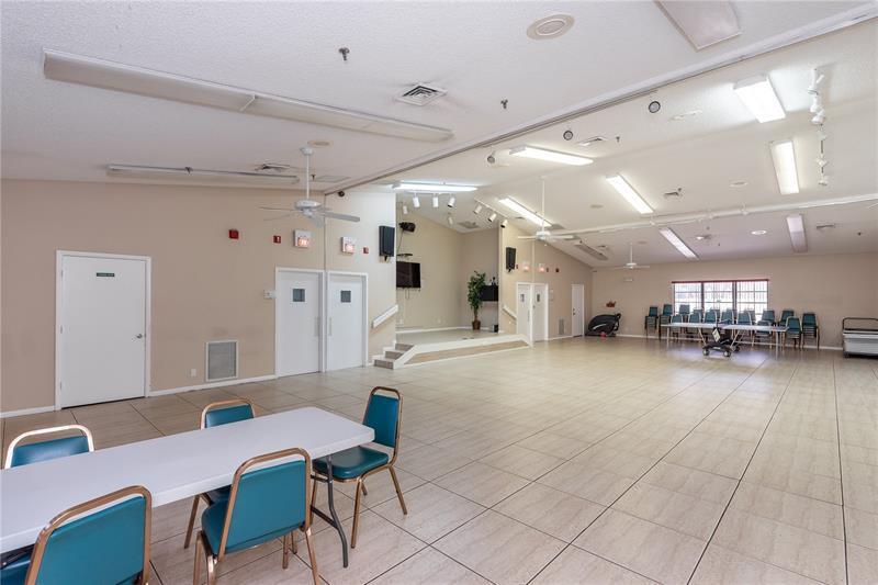 CYPRESS BEND CONDOMINIUM VII - Residential