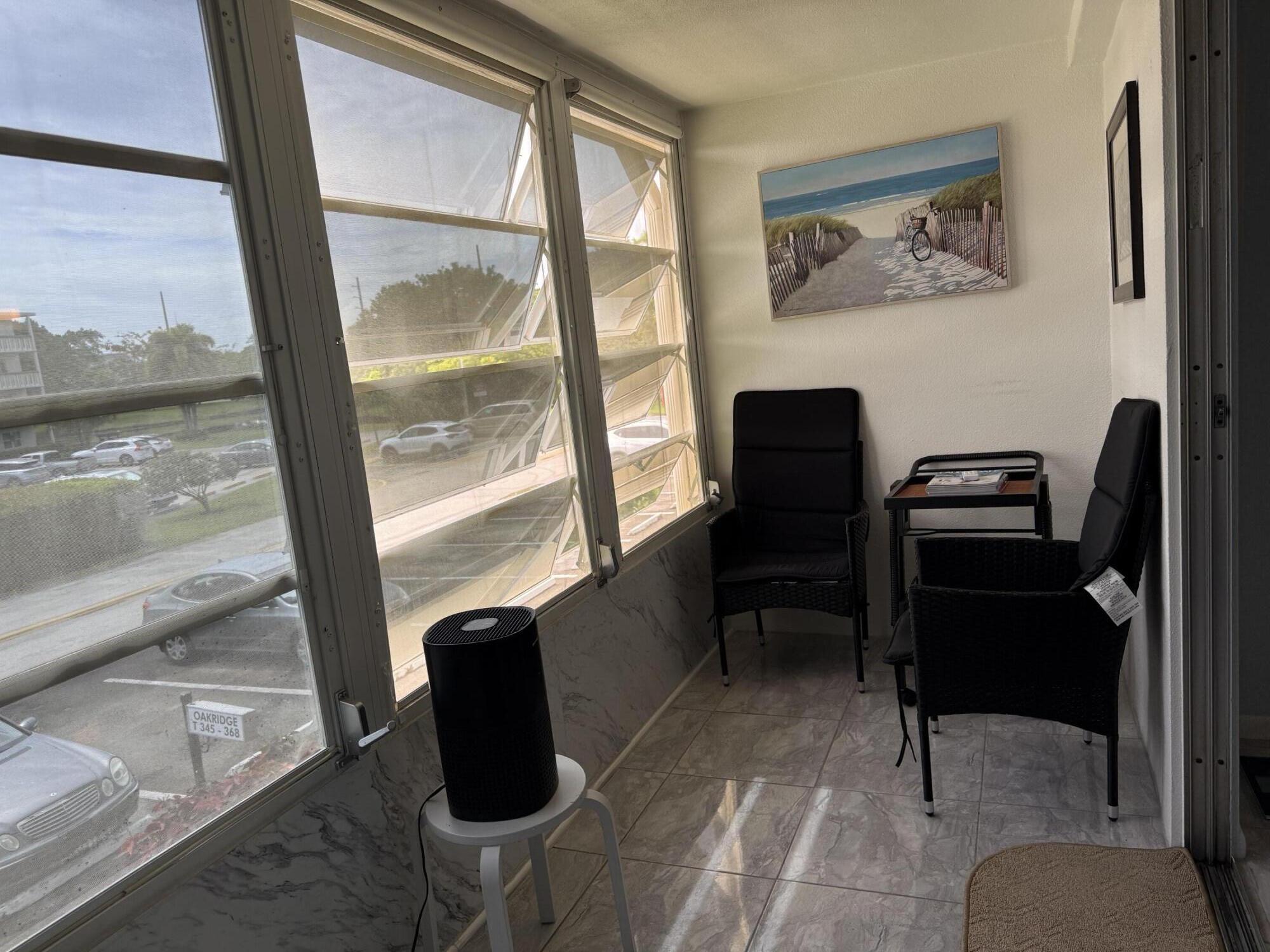 OAKRIDGE T CONDO T - Residential