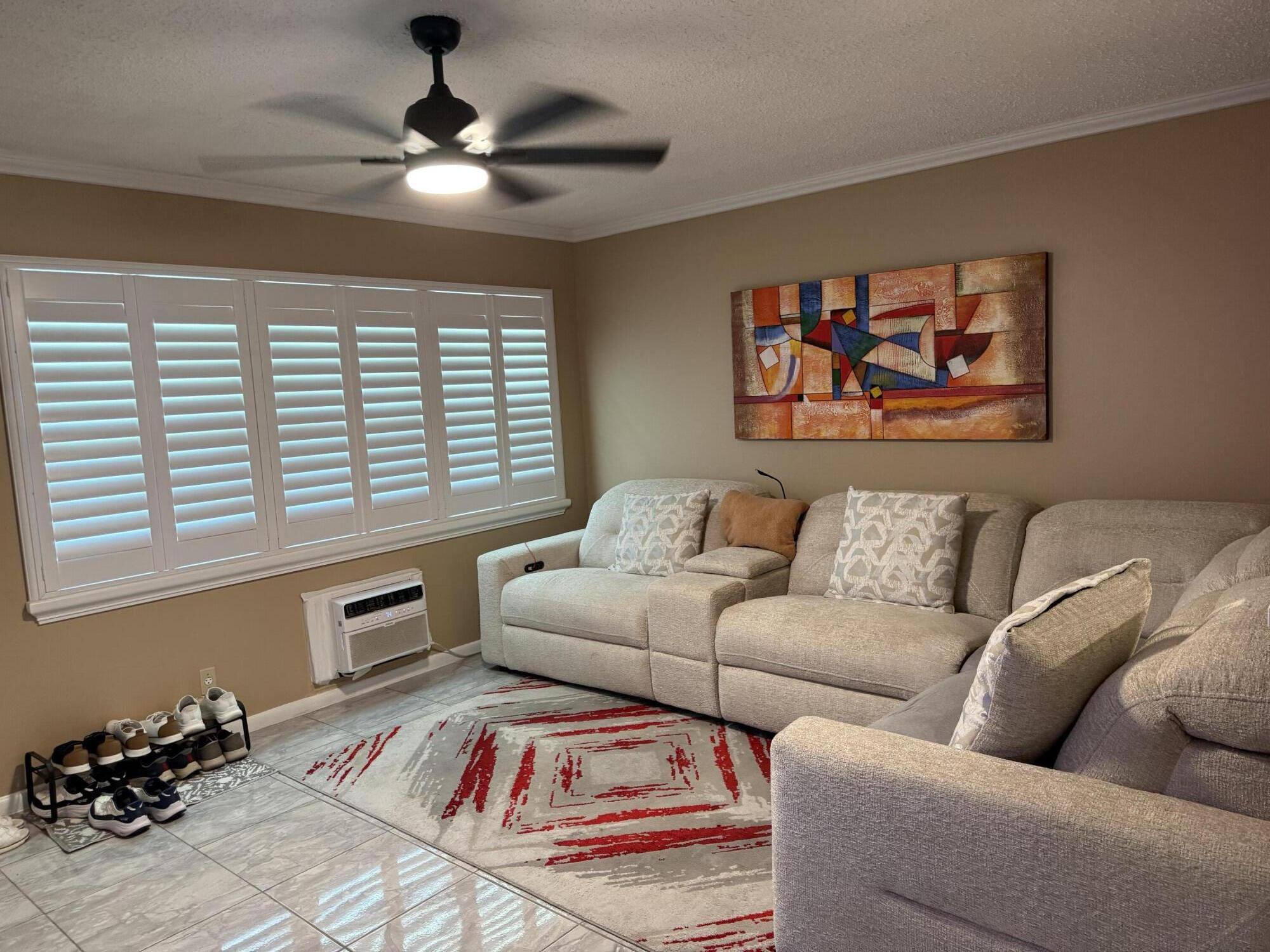 OAKRIDGE T CONDO T - Residential