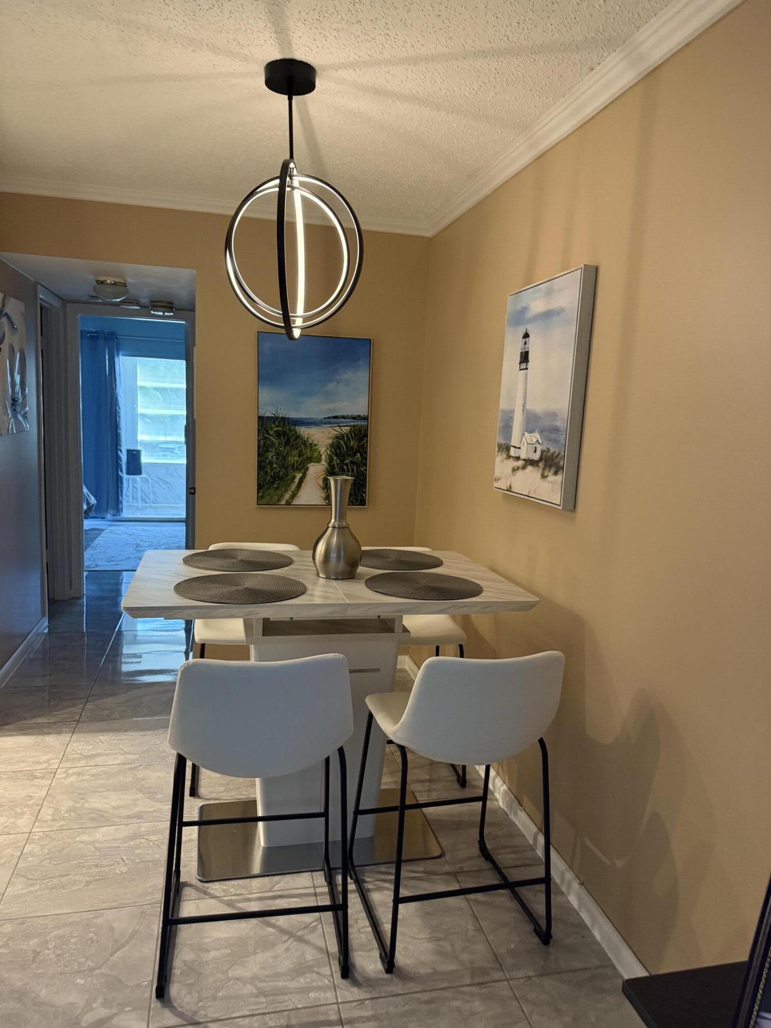 OAKRIDGE T CONDO T - Residential