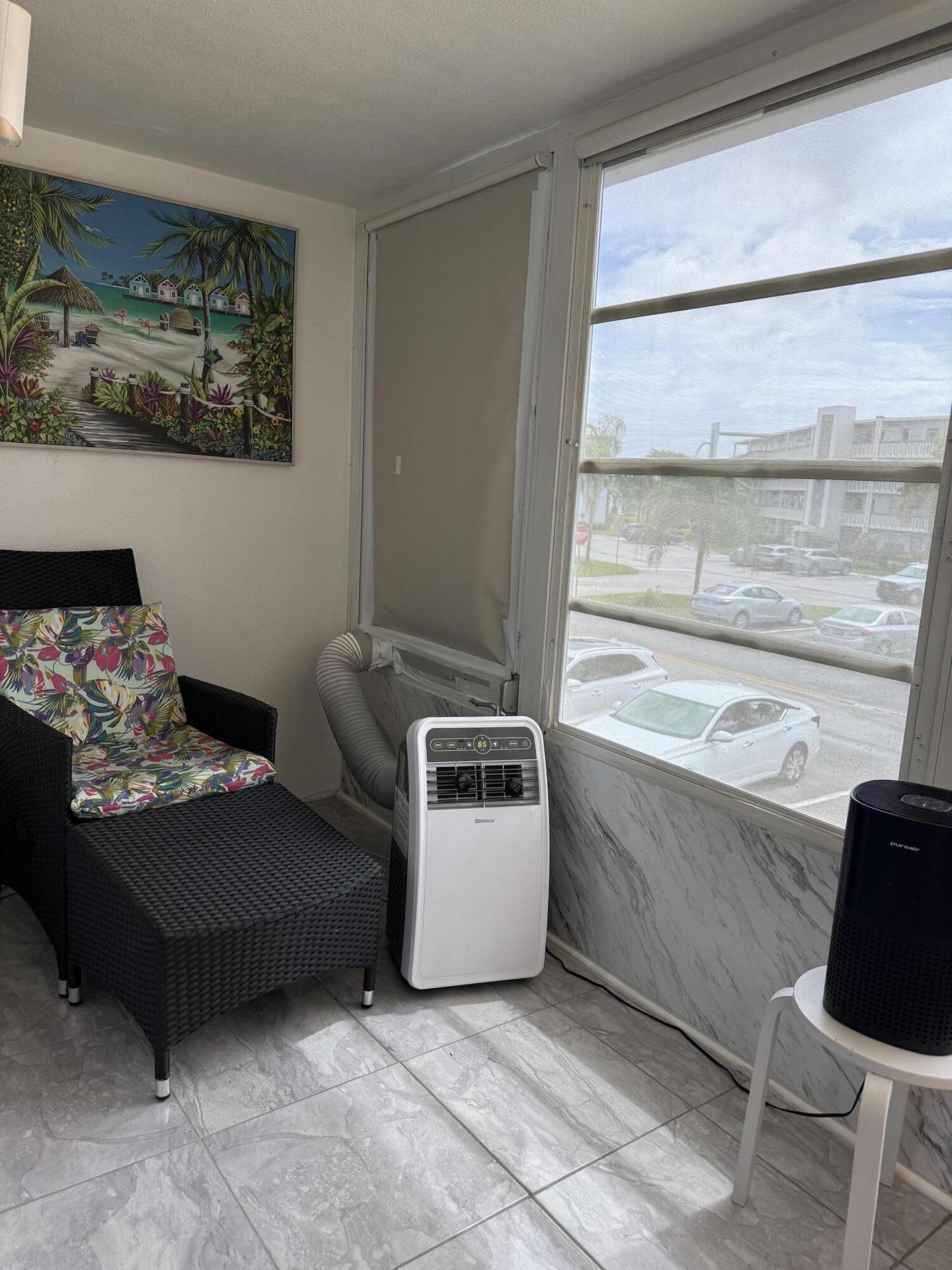 OAKRIDGE T CONDO T - Residential