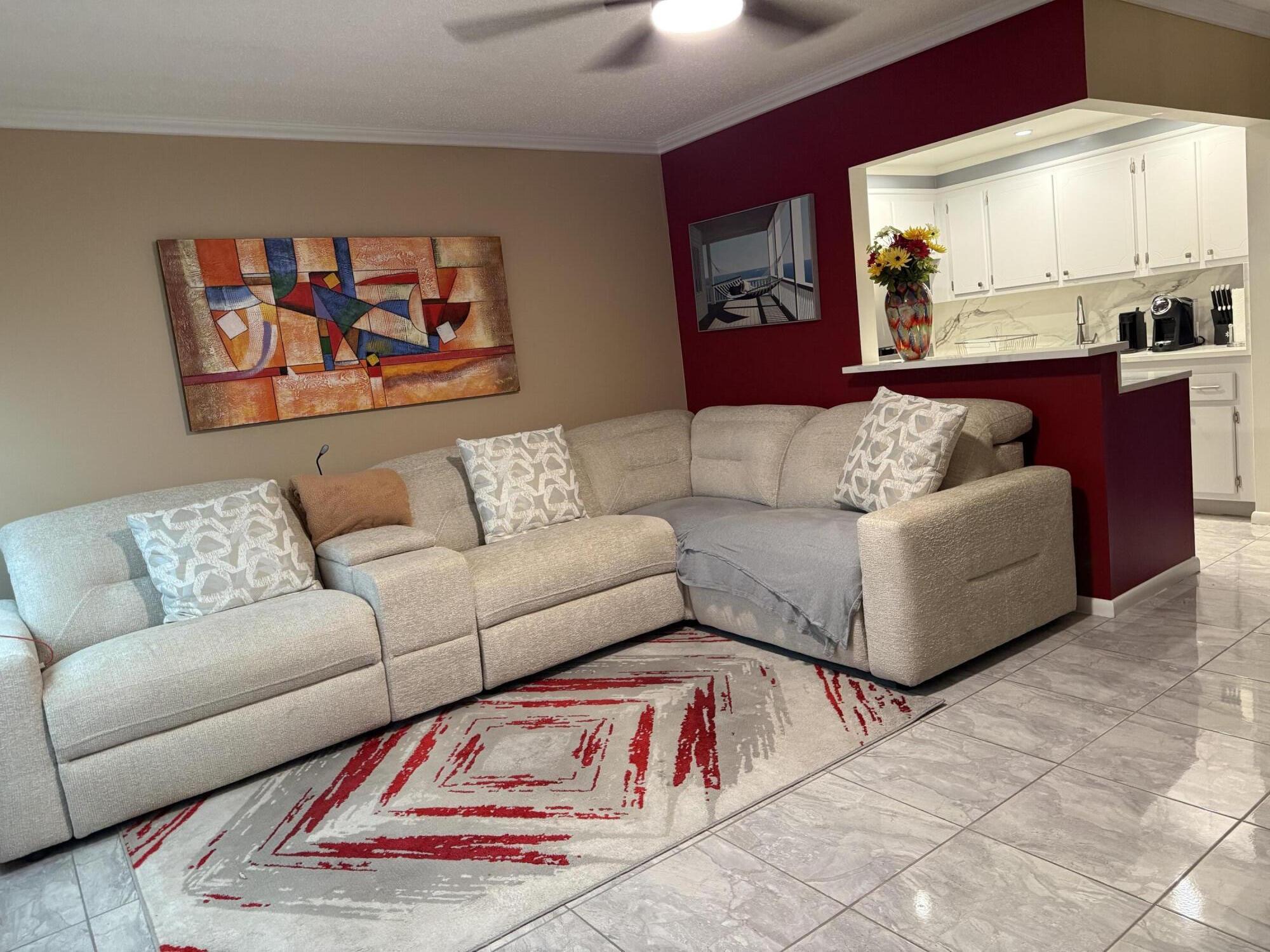 OAKRIDGE T CONDO T - Residential