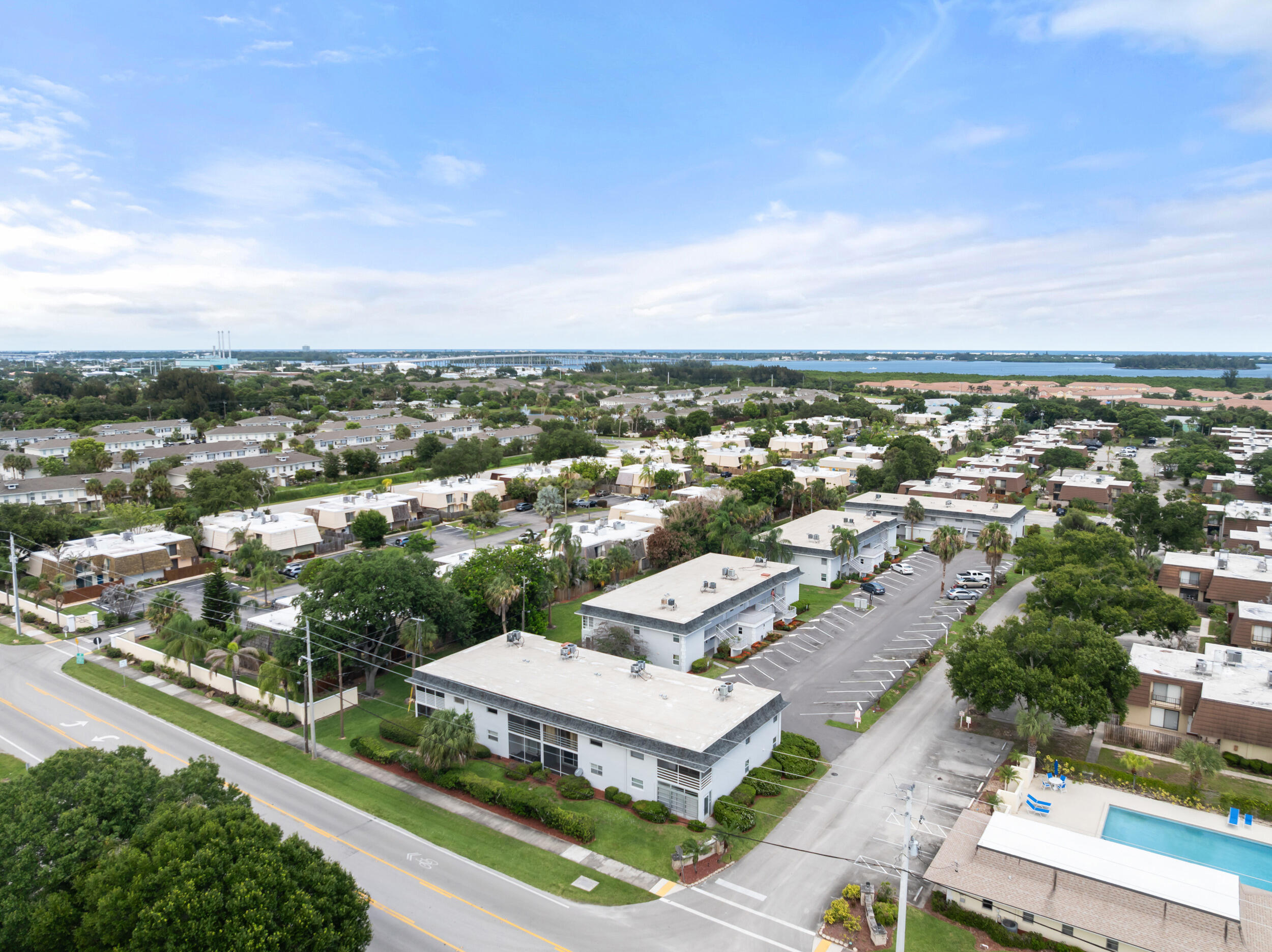 TROPIC GROVES CONDO - Residential