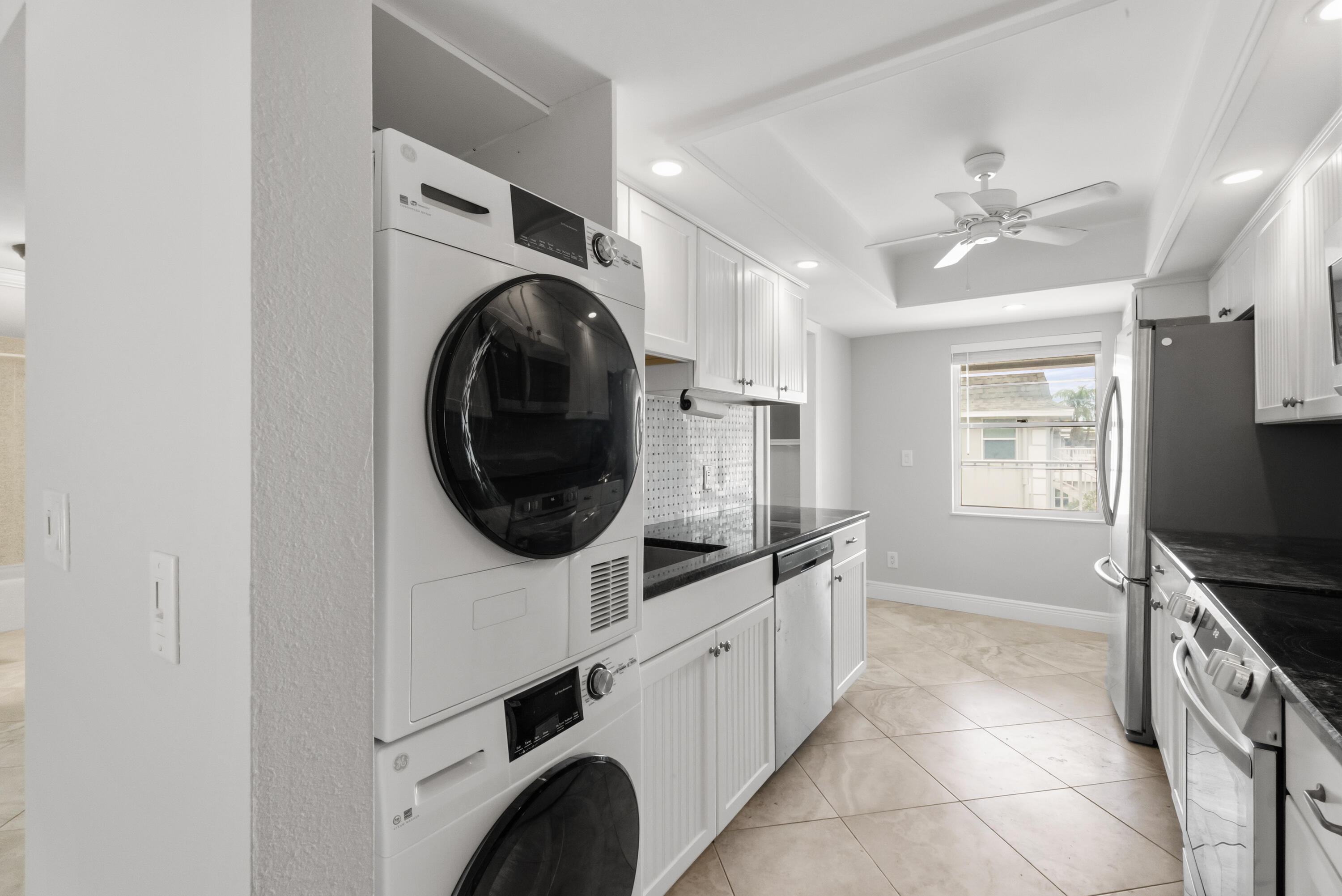 TROPIC GROVES CONDO - Residential