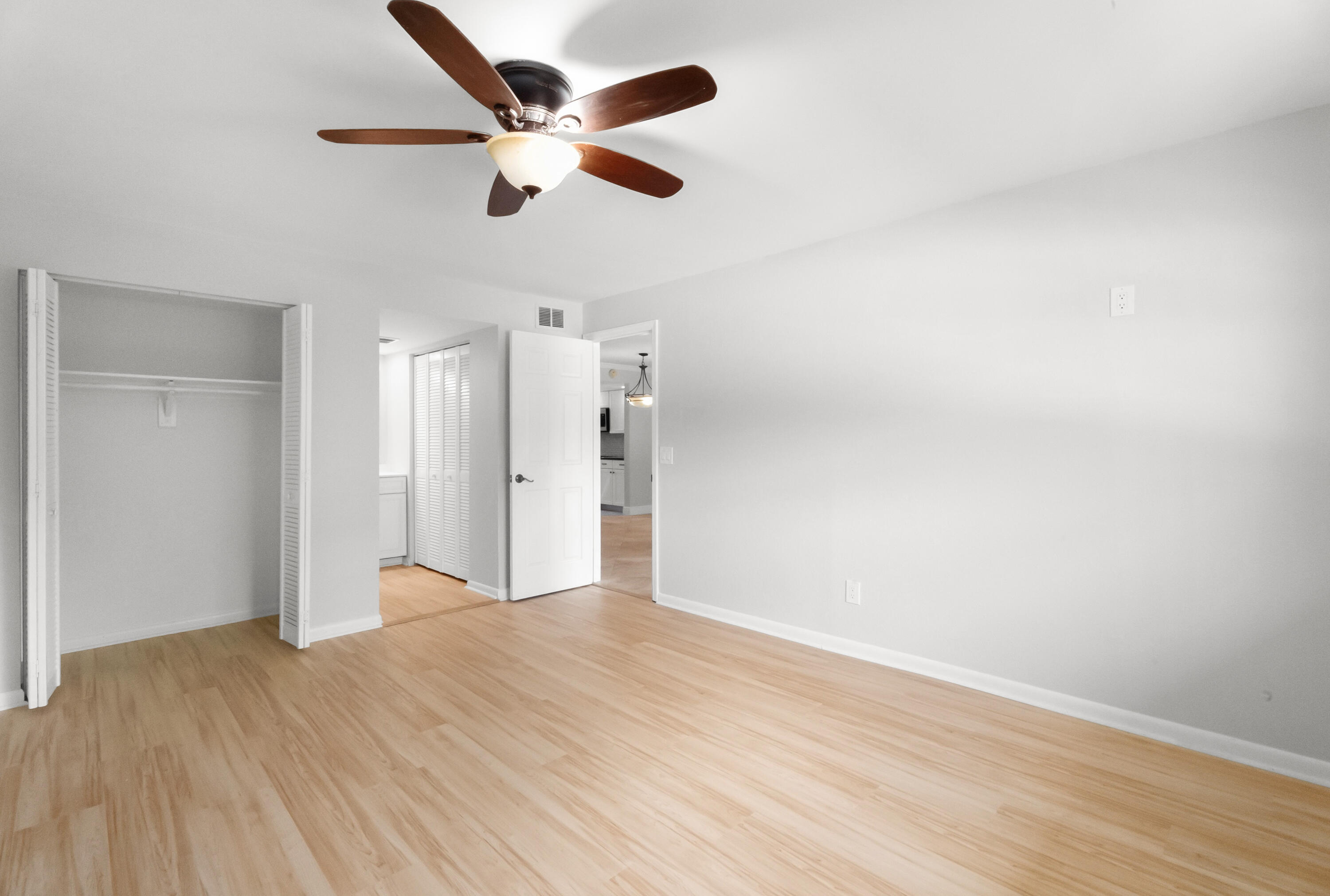 TROPIC GROVES CONDO - Residential