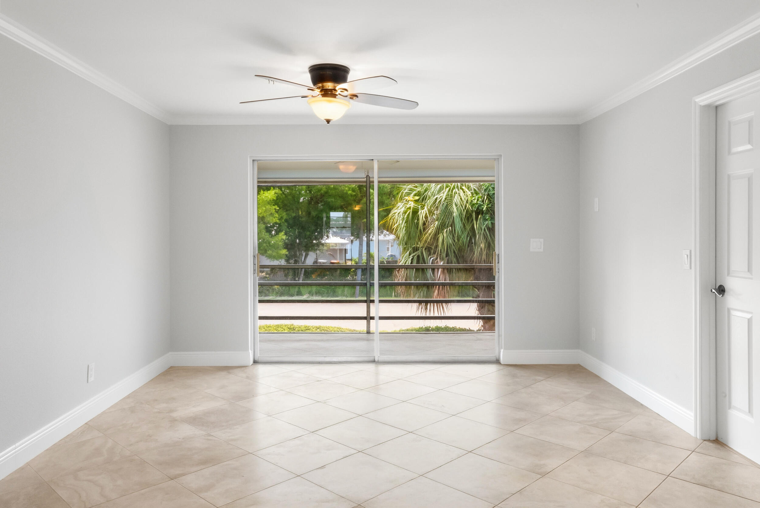 TROPIC GROVES CONDO - Residential