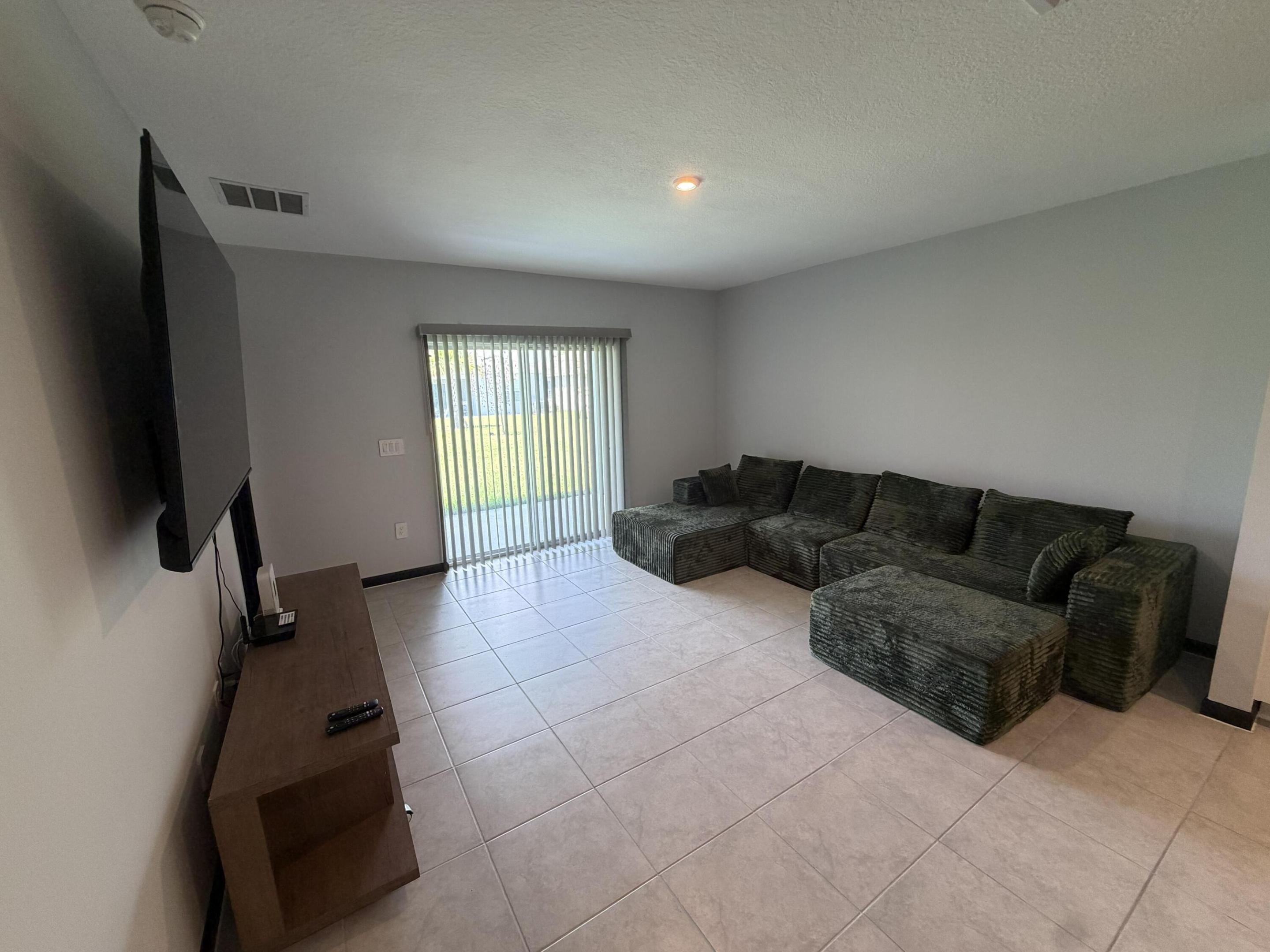 AVALON CROSSING - Residential