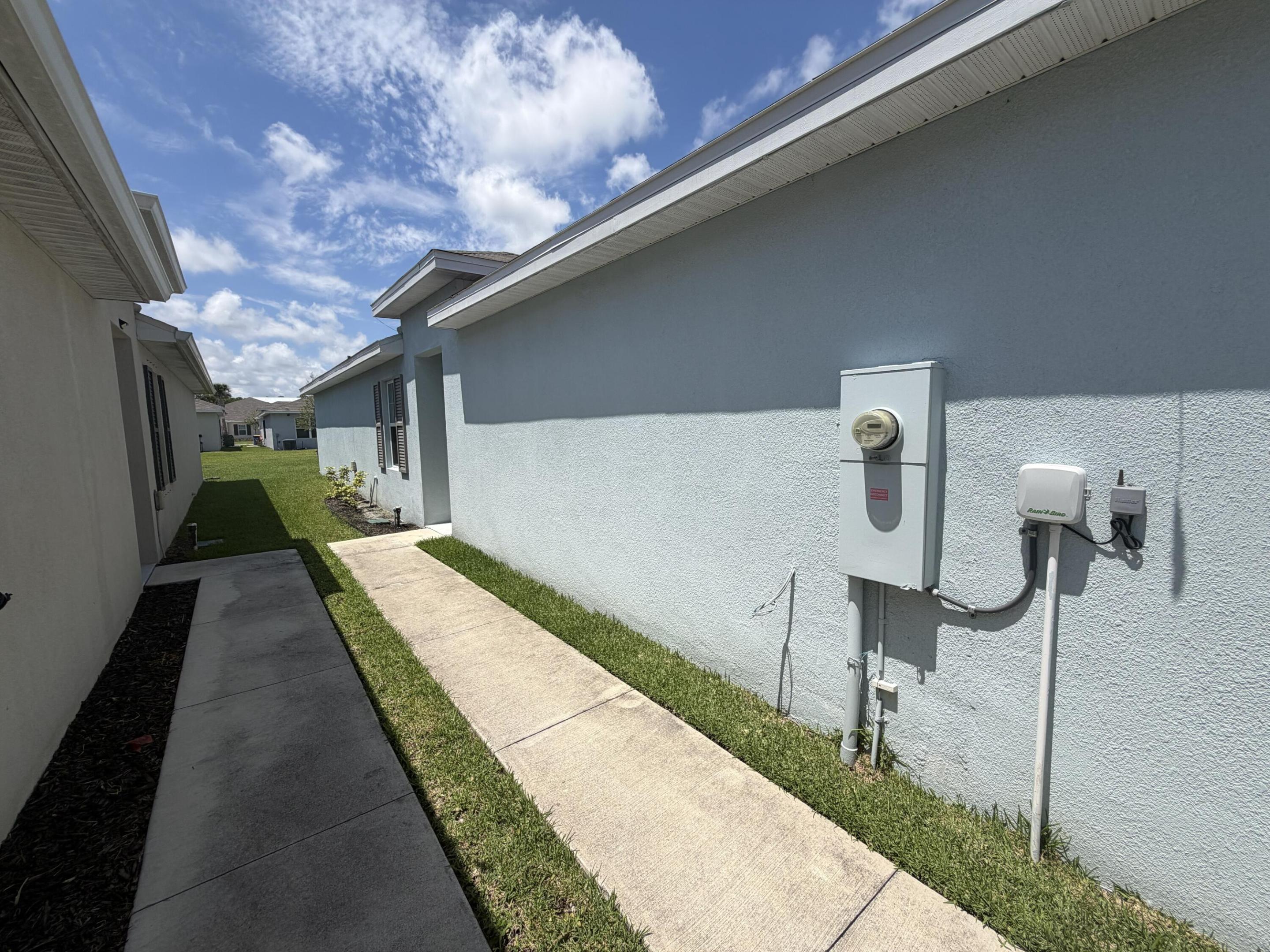 AVALON CROSSING - Residential