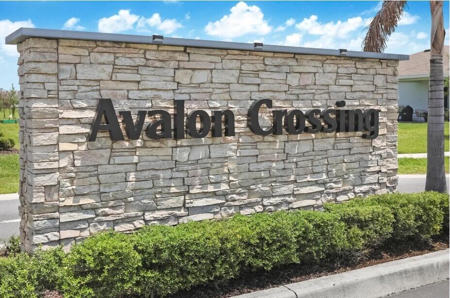 AVALON CROSSING - Residential