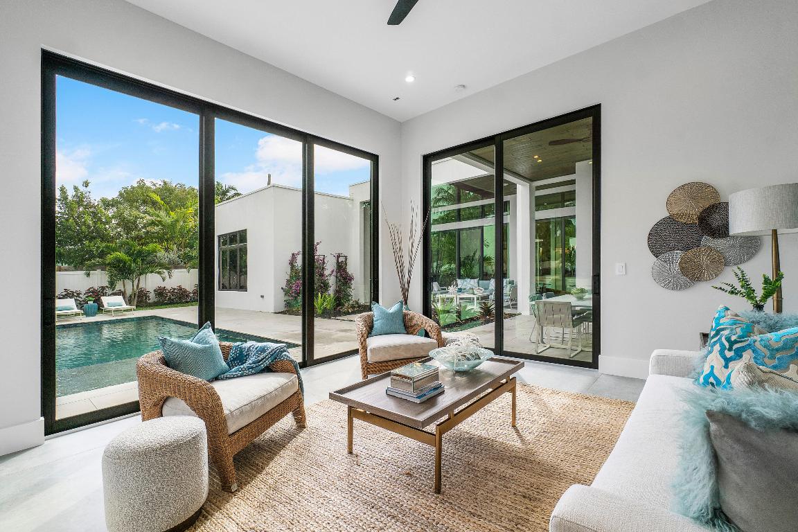 ELLAMAR - Residential