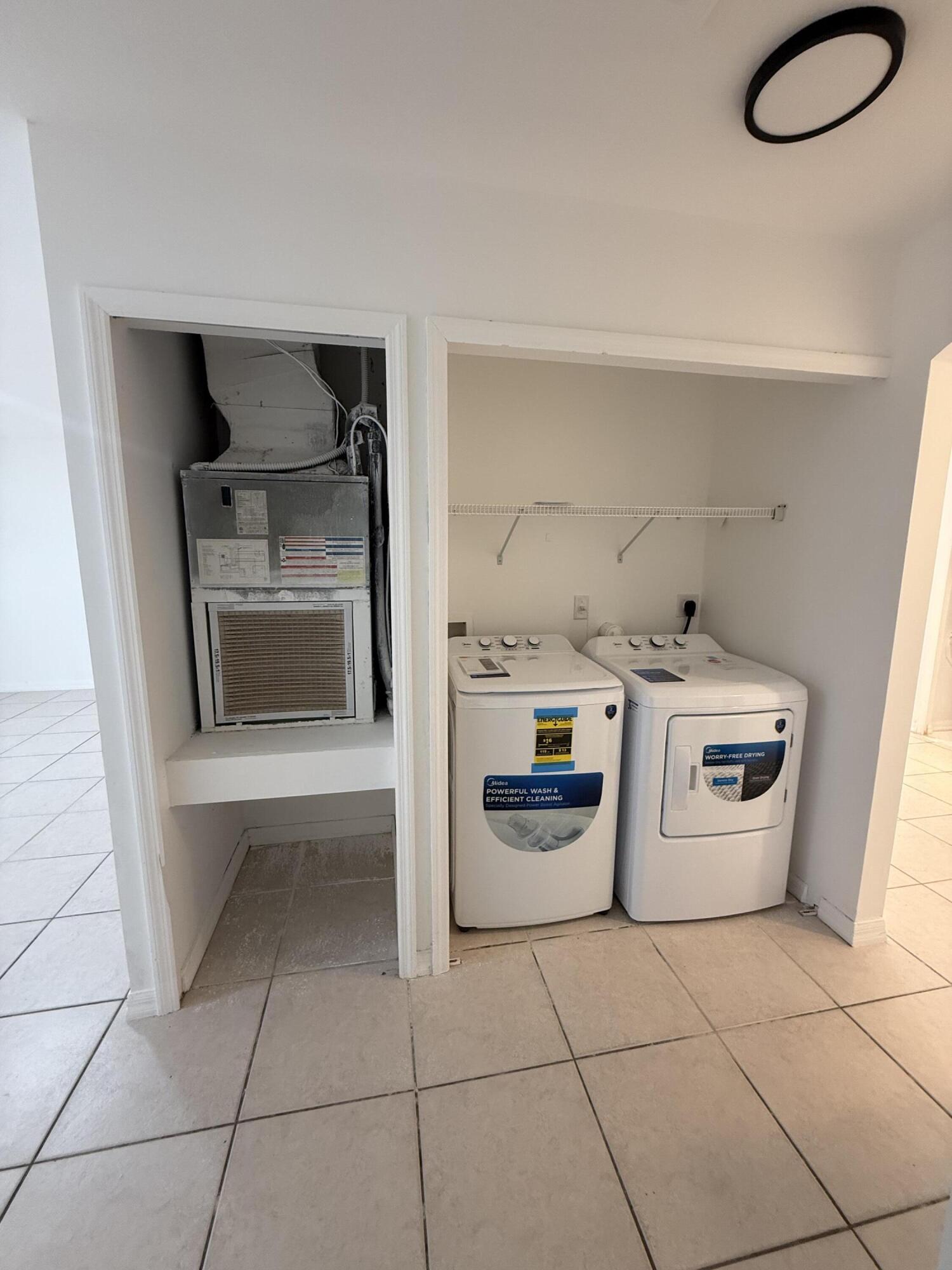 HYACINTH CONDO - Residential Lease