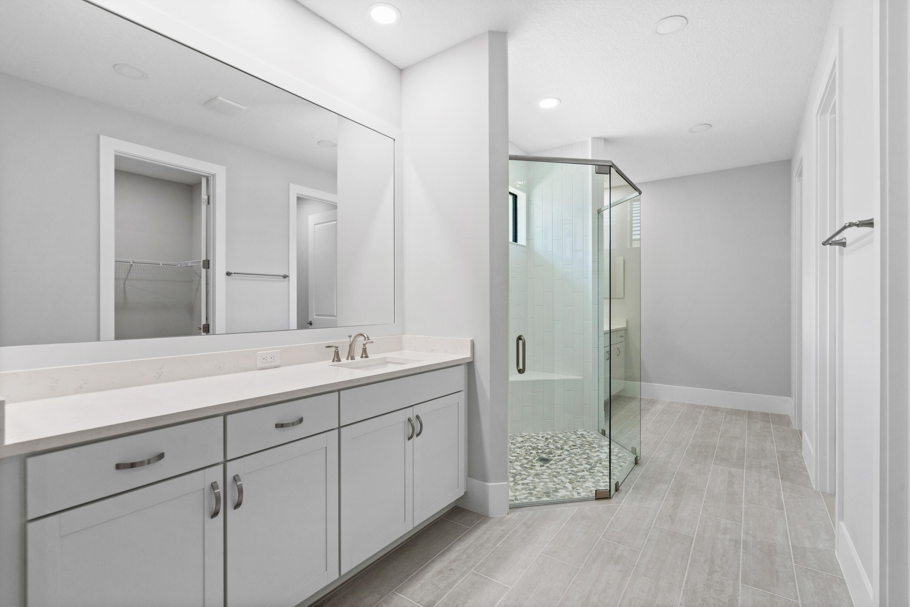 RAVENS LANDING - Residential