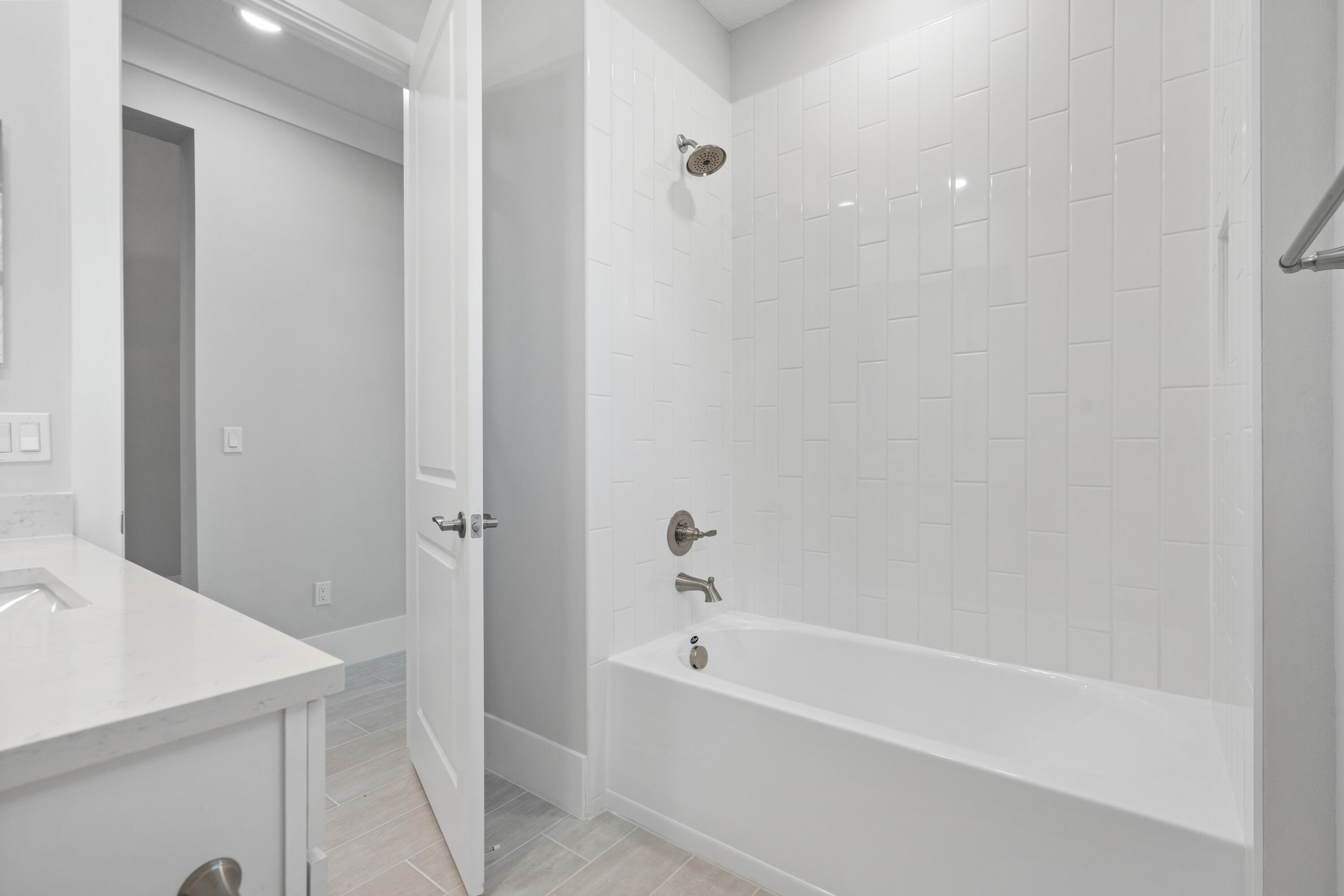 RAVENS LANDING - Residential