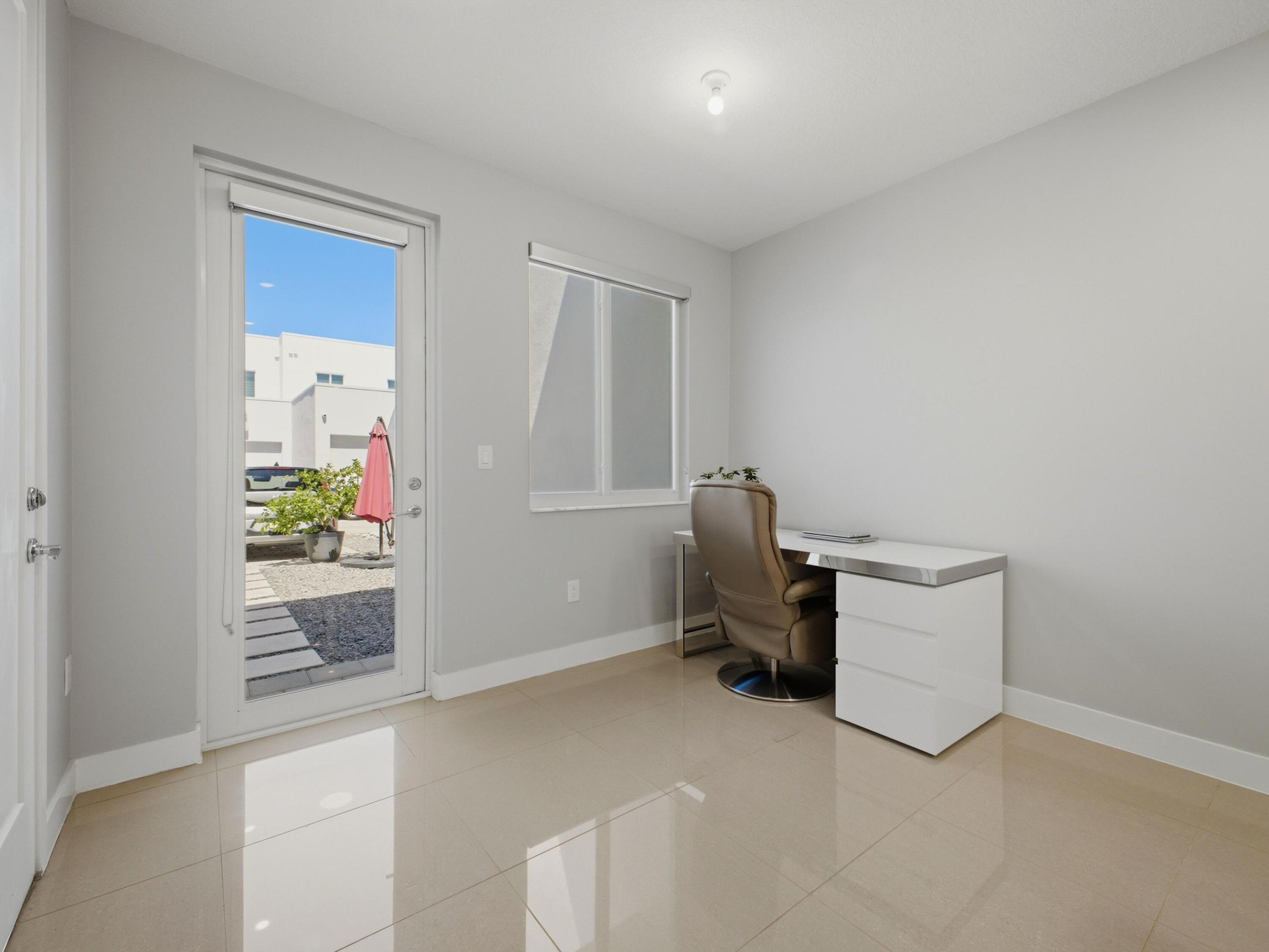 LANDMARK AT DORAL CENTRAL - Residential