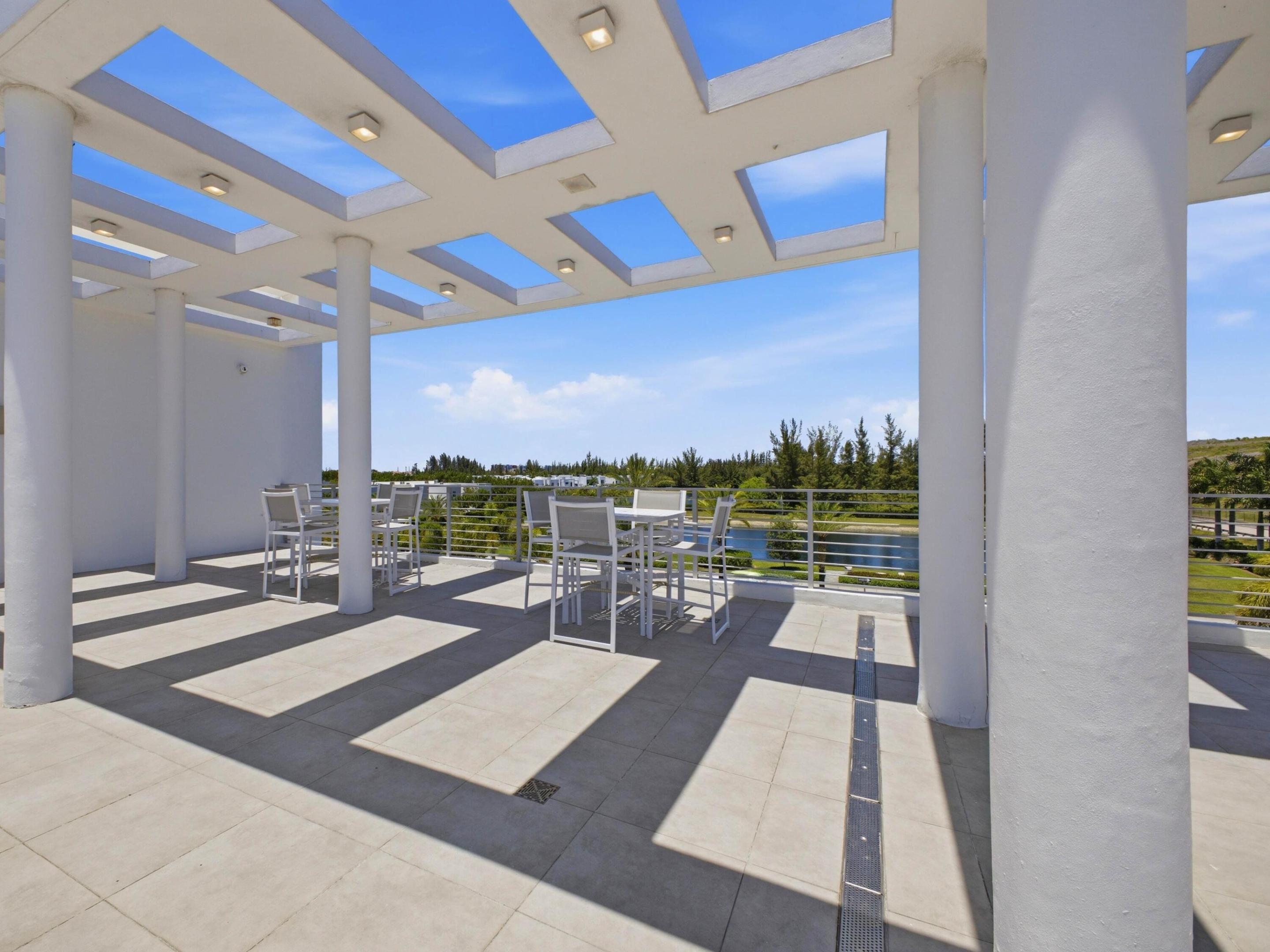 LANDMARK AT DORAL CENTRAL - Residential