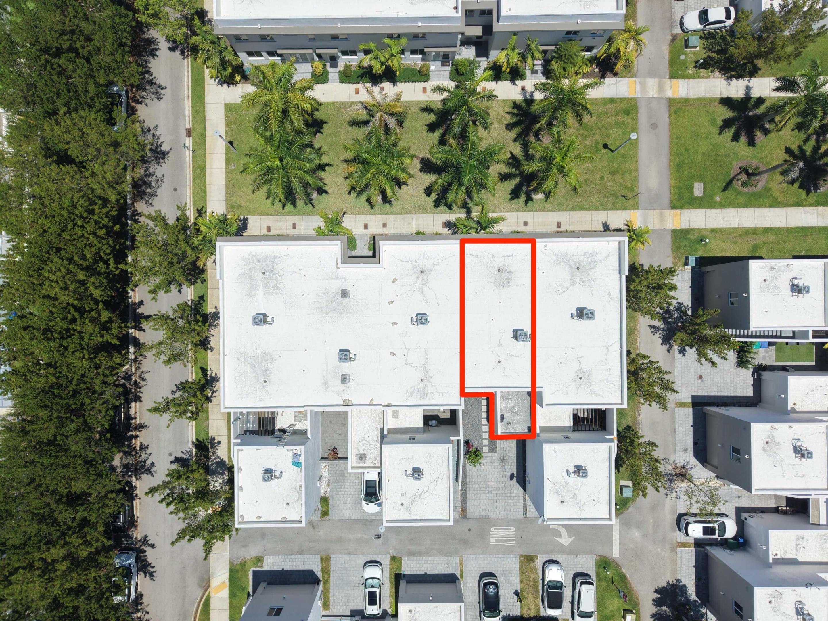 LANDMARK AT DORAL CENTRAL - Residential