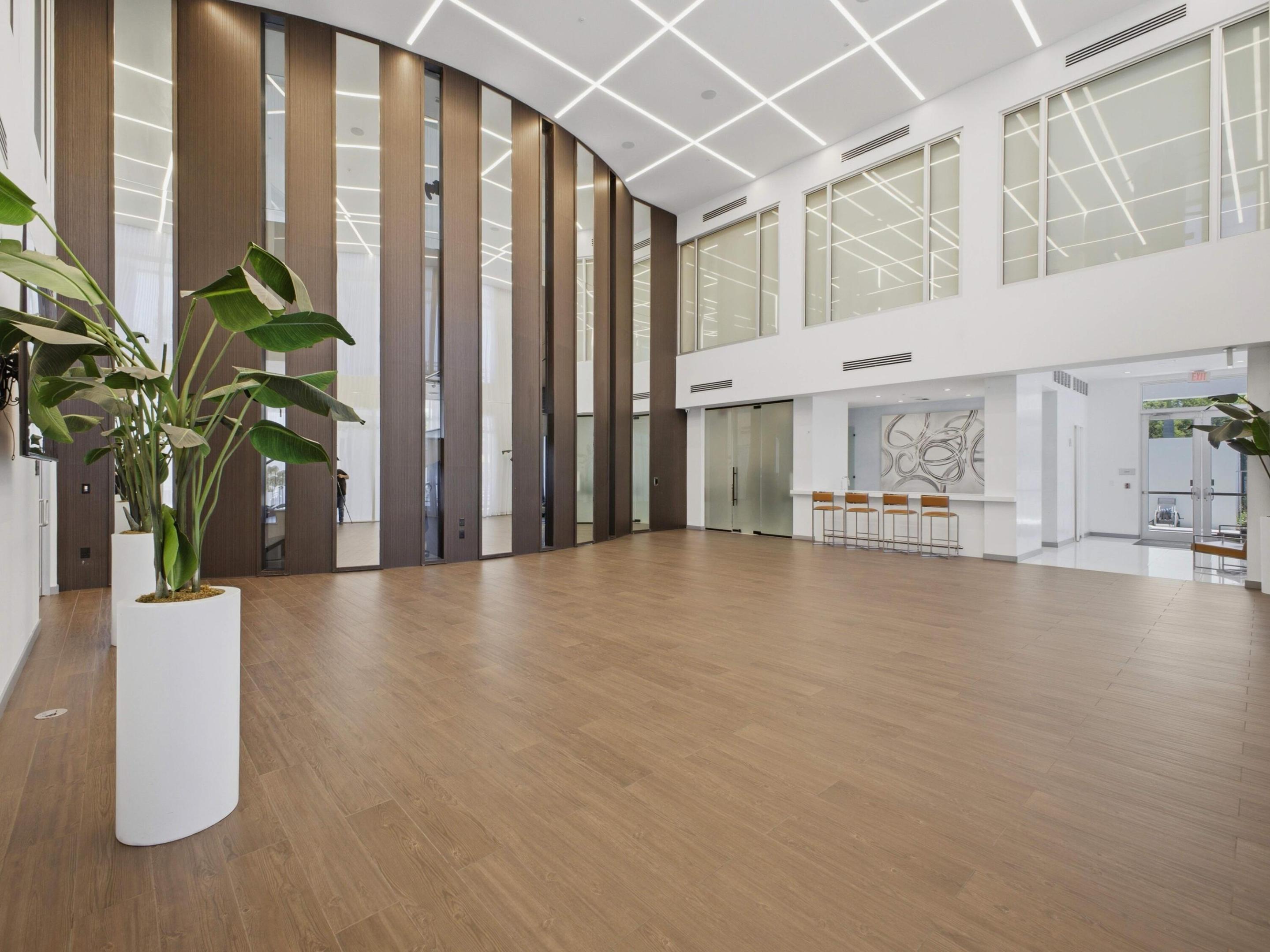 LANDMARK AT DORAL CENTRAL - Residential