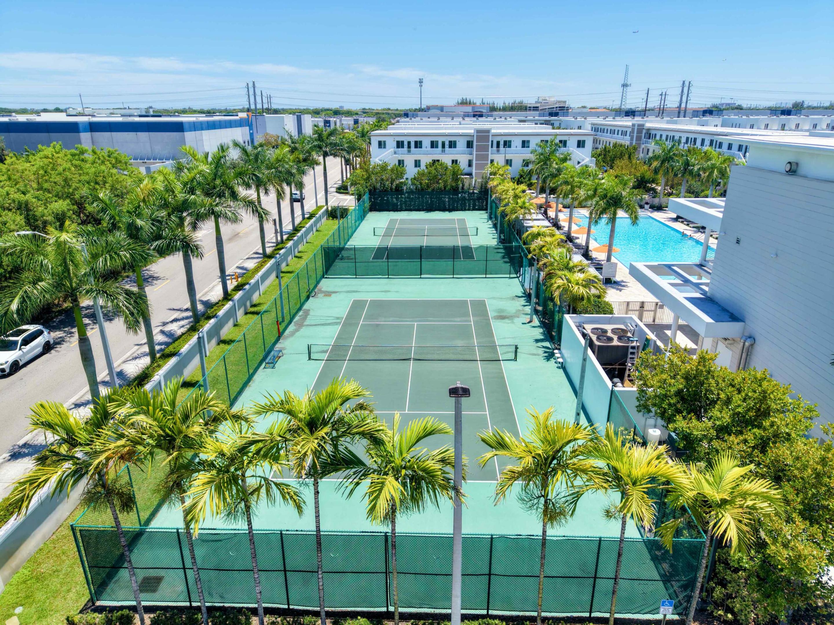 LANDMARK AT DORAL CENTRAL - Residential
