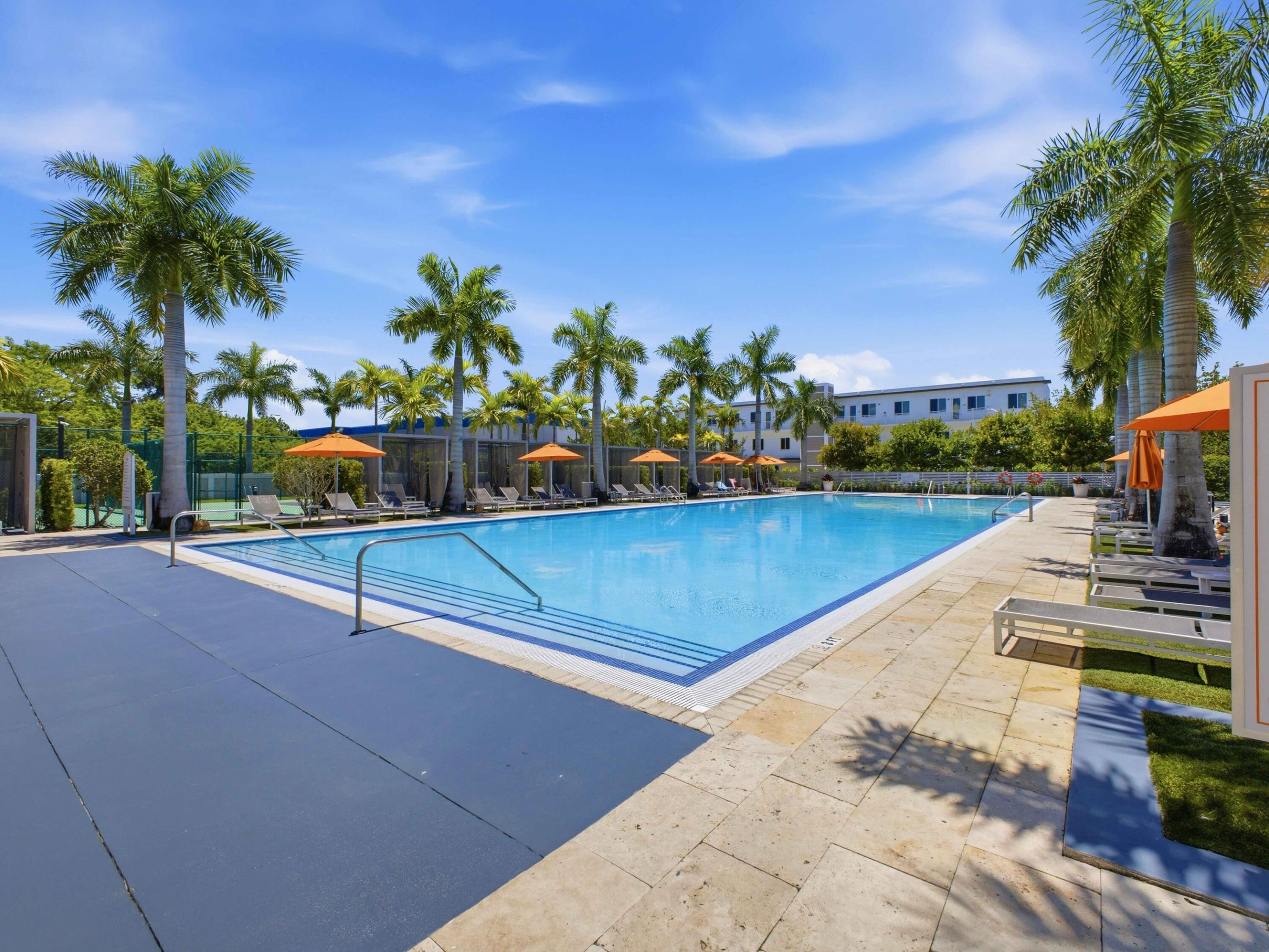 LANDMARK AT DORAL CENTRAL - Residential