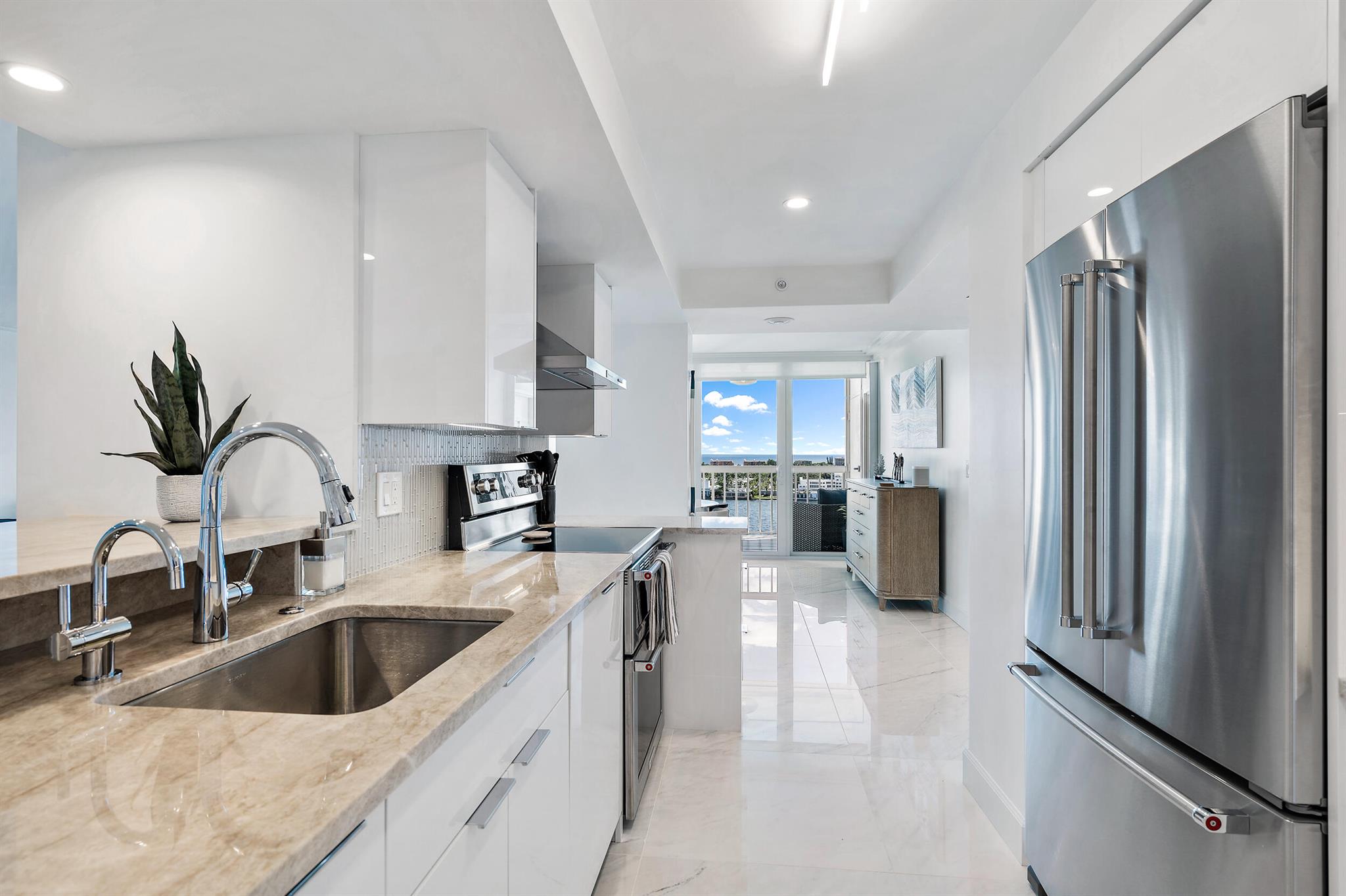 WATERVIEW TOWERS CONDO - Residential