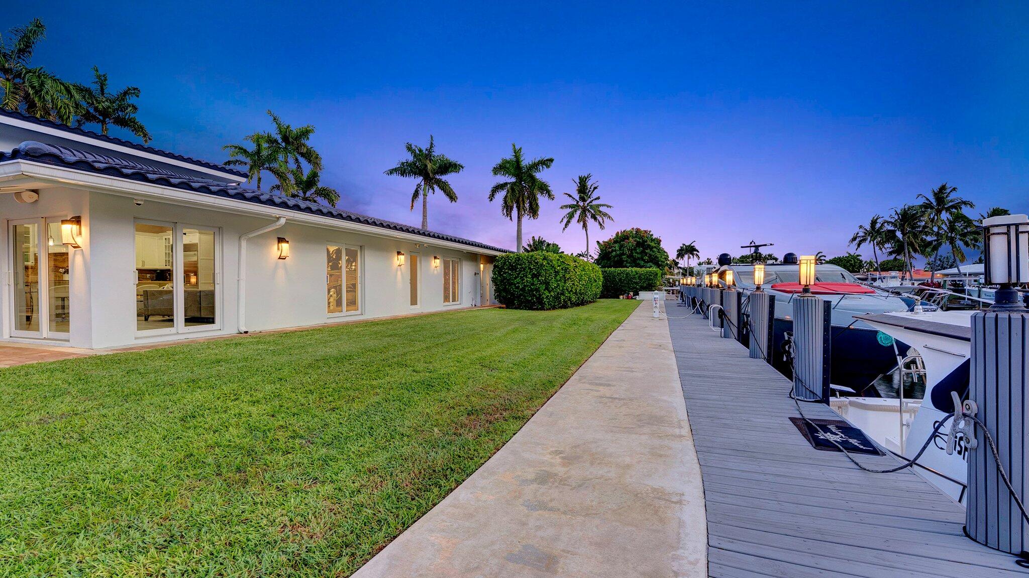 SANTA BARBARA SHORES - Residential