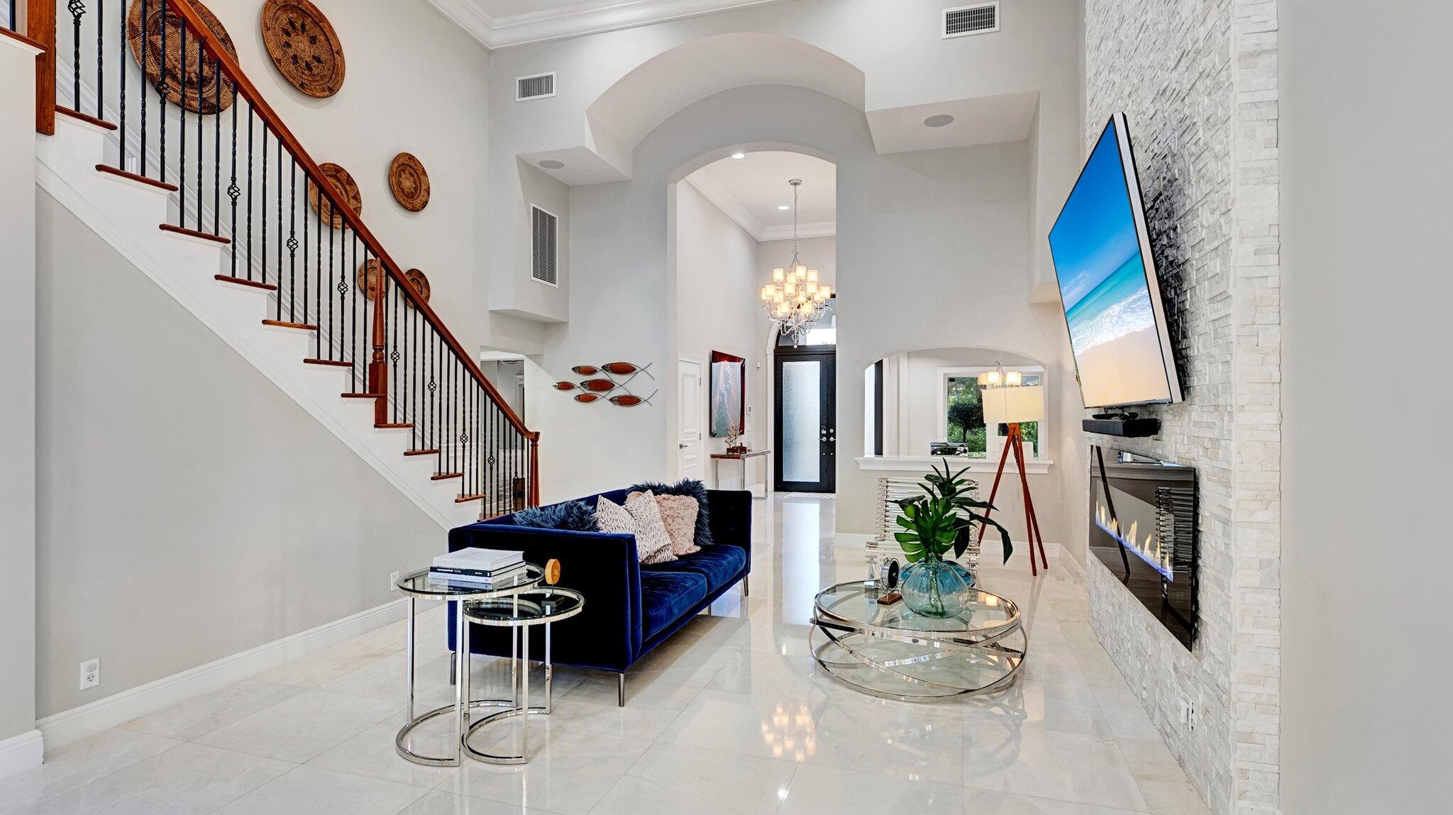SANTA BARBARA SHORES - Residential