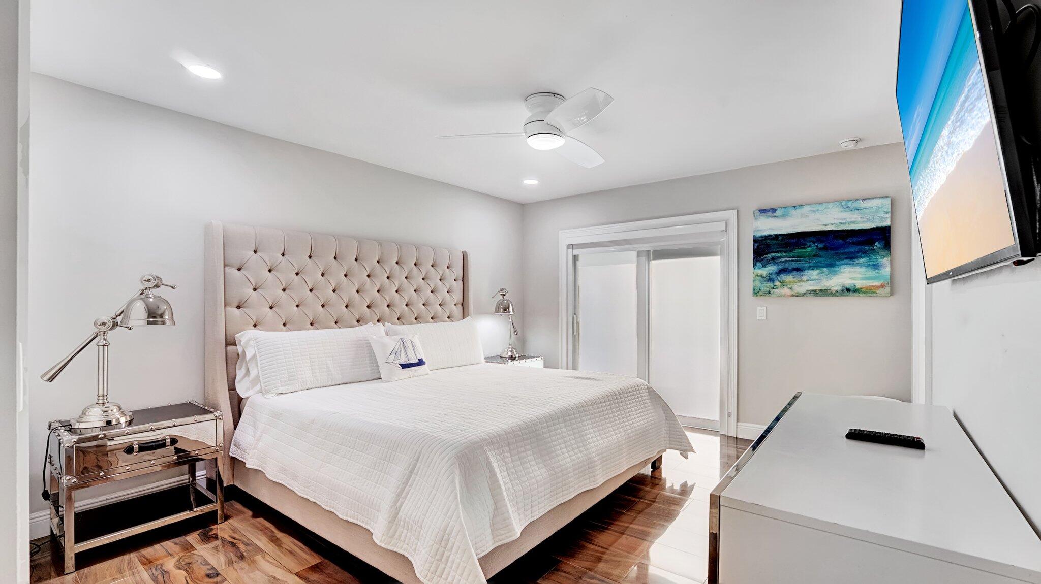 SANTA BARBARA SHORES - Residential