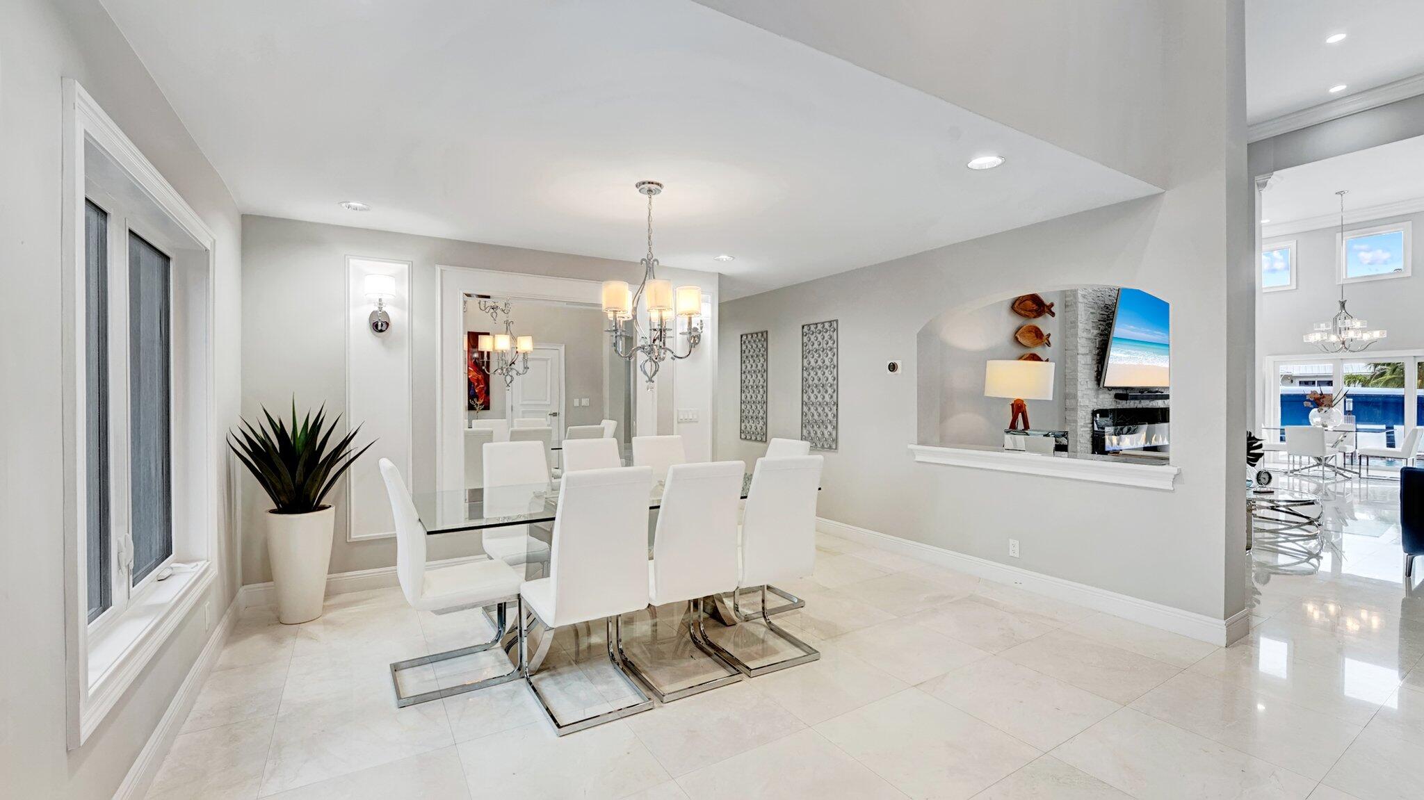 SANTA BARBARA SHORES - Residential