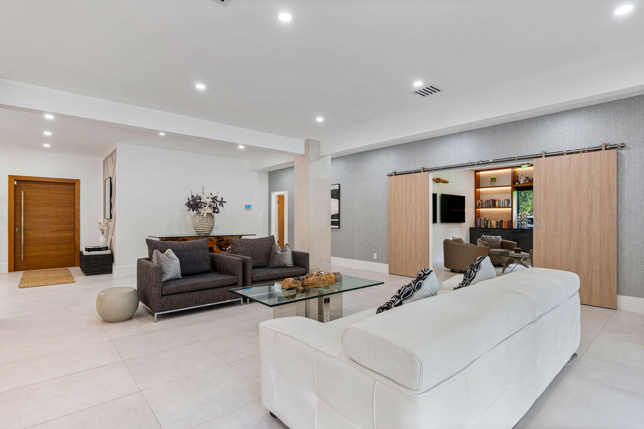 SUNSHINE RANCHES - Residential