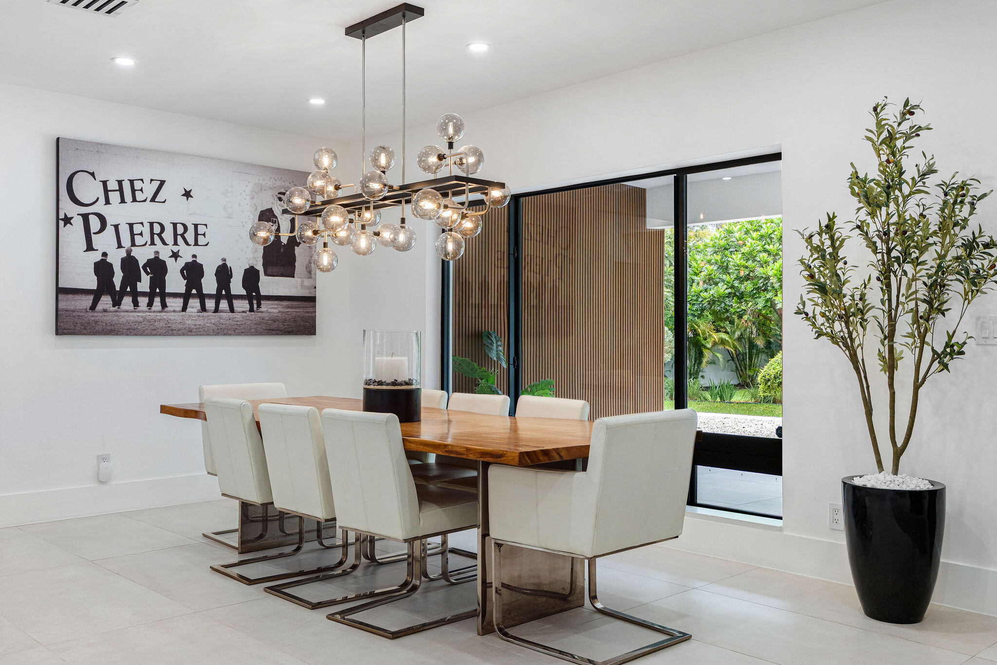 SUNSHINE RANCHES - Residential
