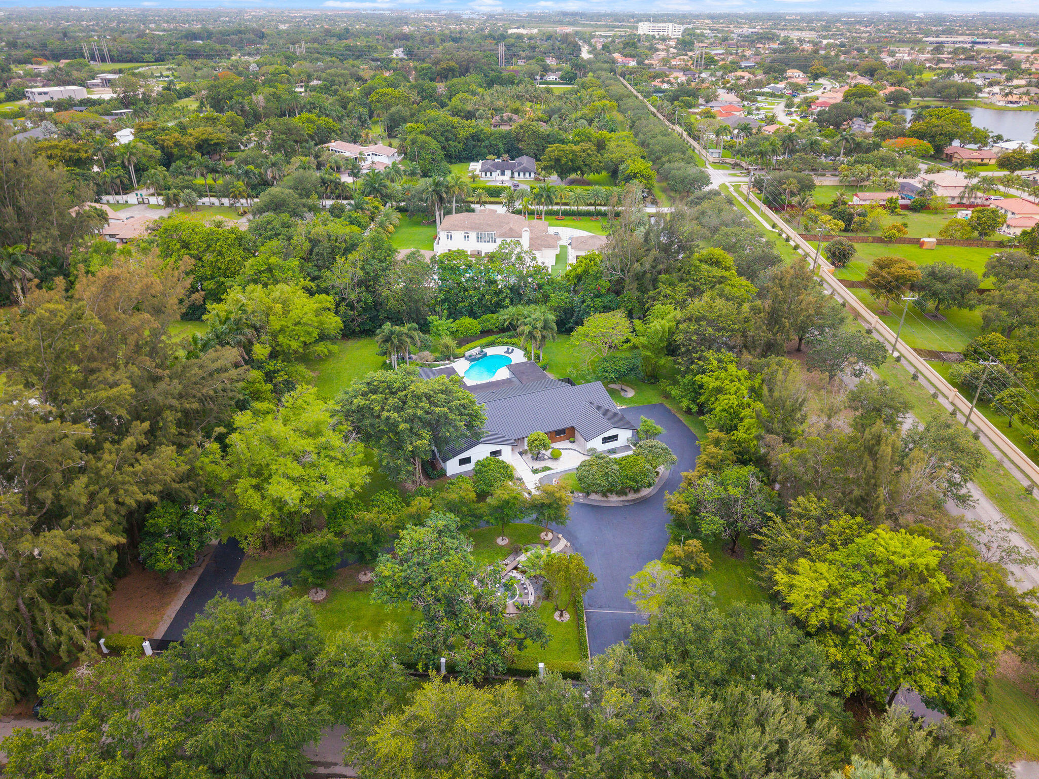 SUNSHINE RANCHES - Residential